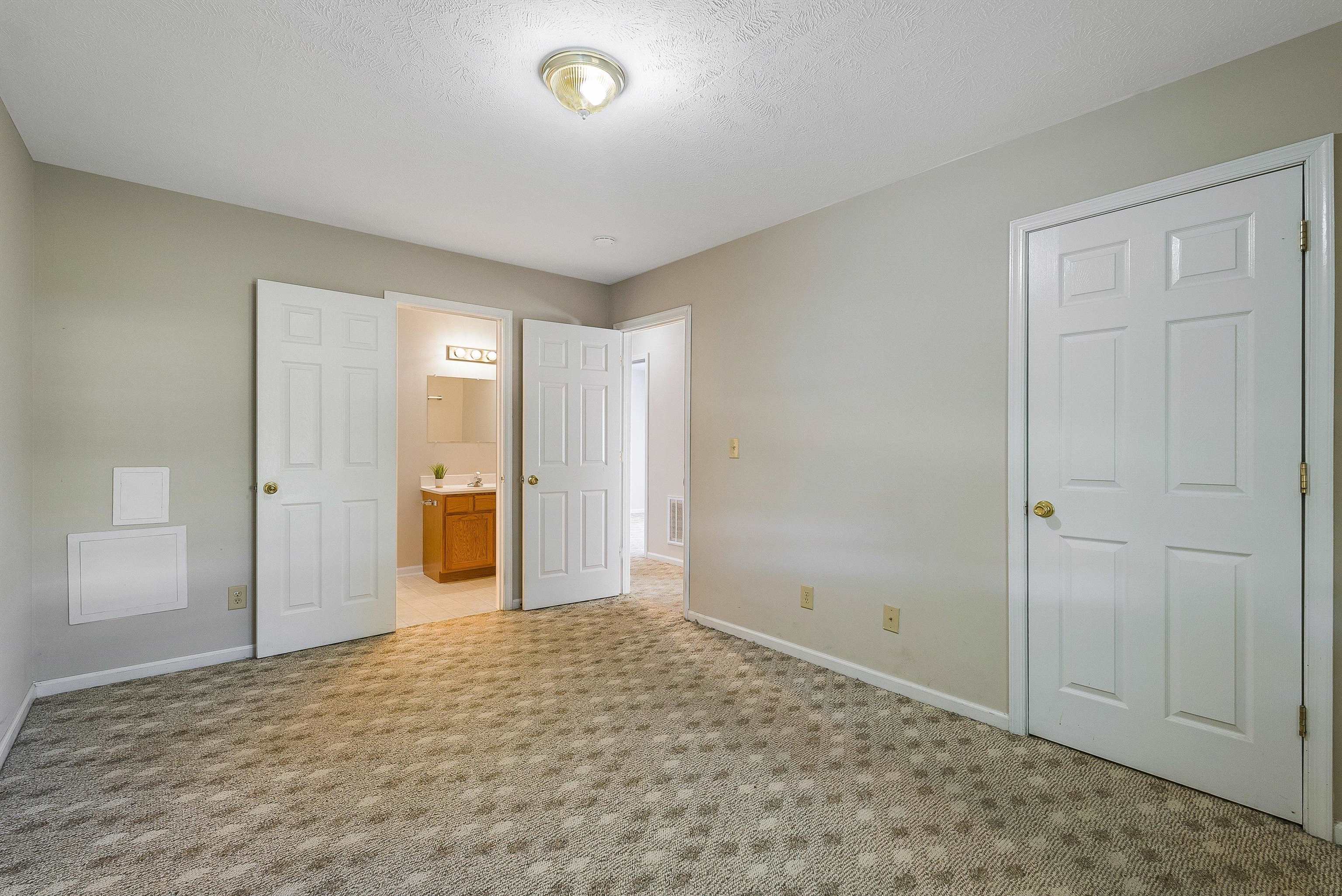 426 PEACH ST, STAUNTON, Virginia 24401, 3 Bedrooms Bedrooms, ,2 BathroomsBathrooms,Residential,426 PEACH ST,669820 MLS # 669820