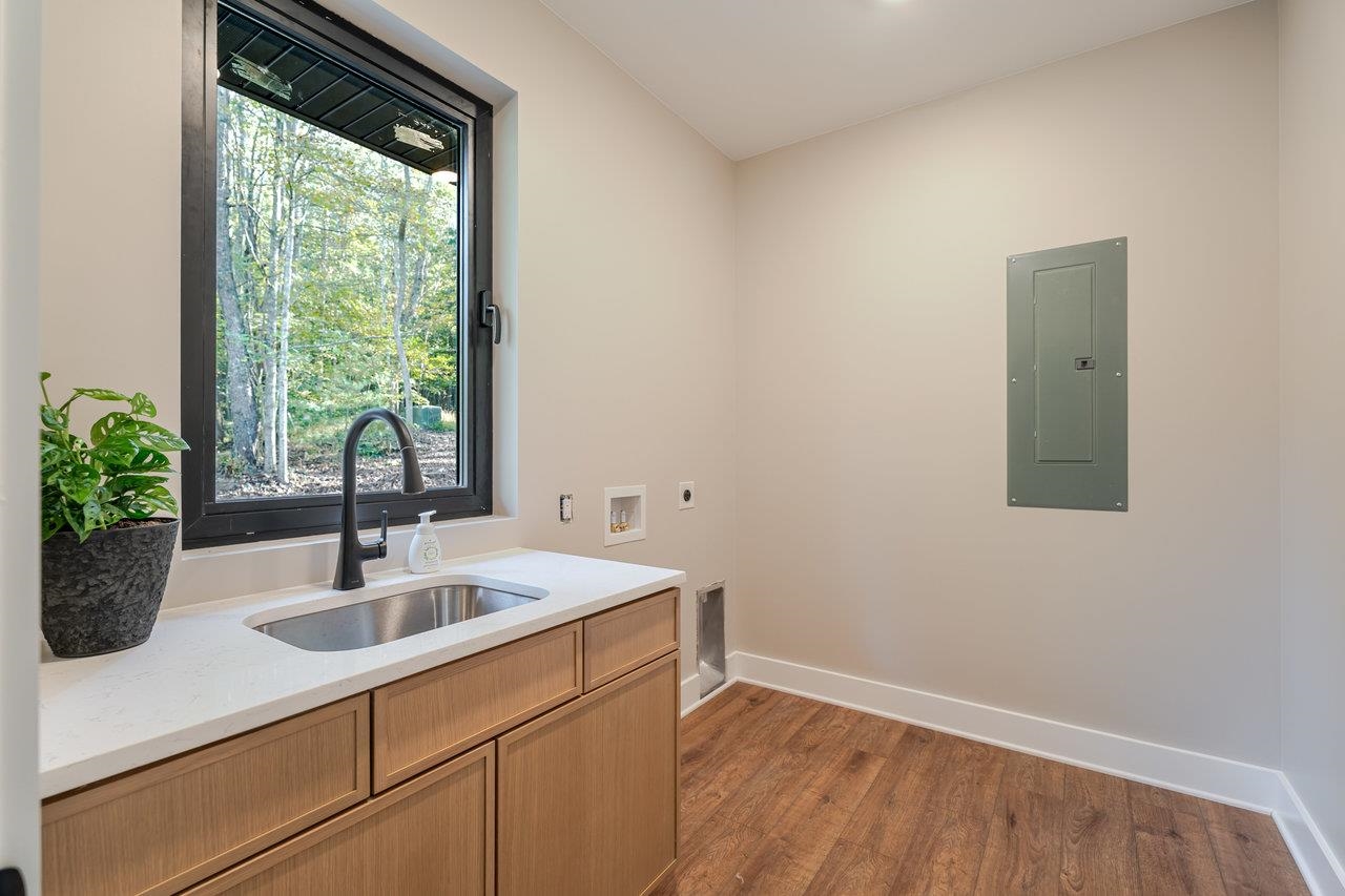 209 BEAVER RD, BASYE, Virginia 22810, 3 Bedrooms Bedrooms, ,2 BathroomsBathrooms,Residential,209 BEAVER RD,669829 MLS # 669829