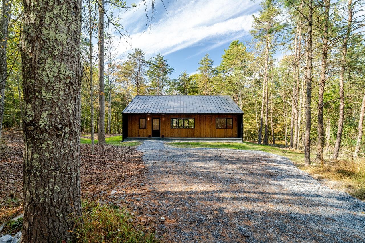 209 BEAVER RD, BASYE, Virginia 22810, 3 Bedrooms Bedrooms, ,2 BathroomsBathrooms,Residential,209 BEAVER RD,669829 MLS # 669829
