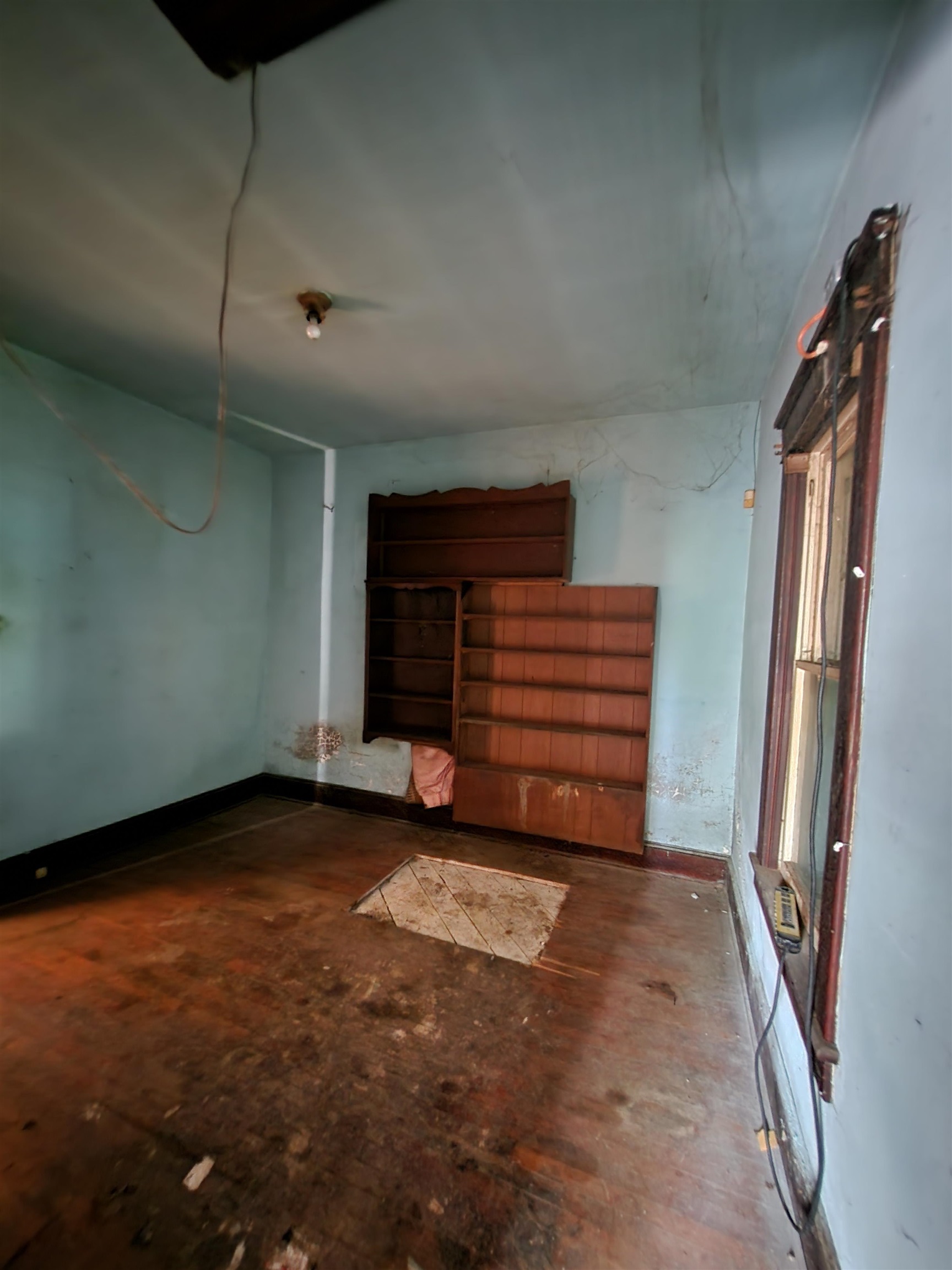 285 PARK AVE, BROADWAY, Virginia 22815, 3 Bedrooms Bedrooms, ,1 BathroomBathrooms,Residential,PARK AVE,285 PARK AVE,669850 MLS # 669850