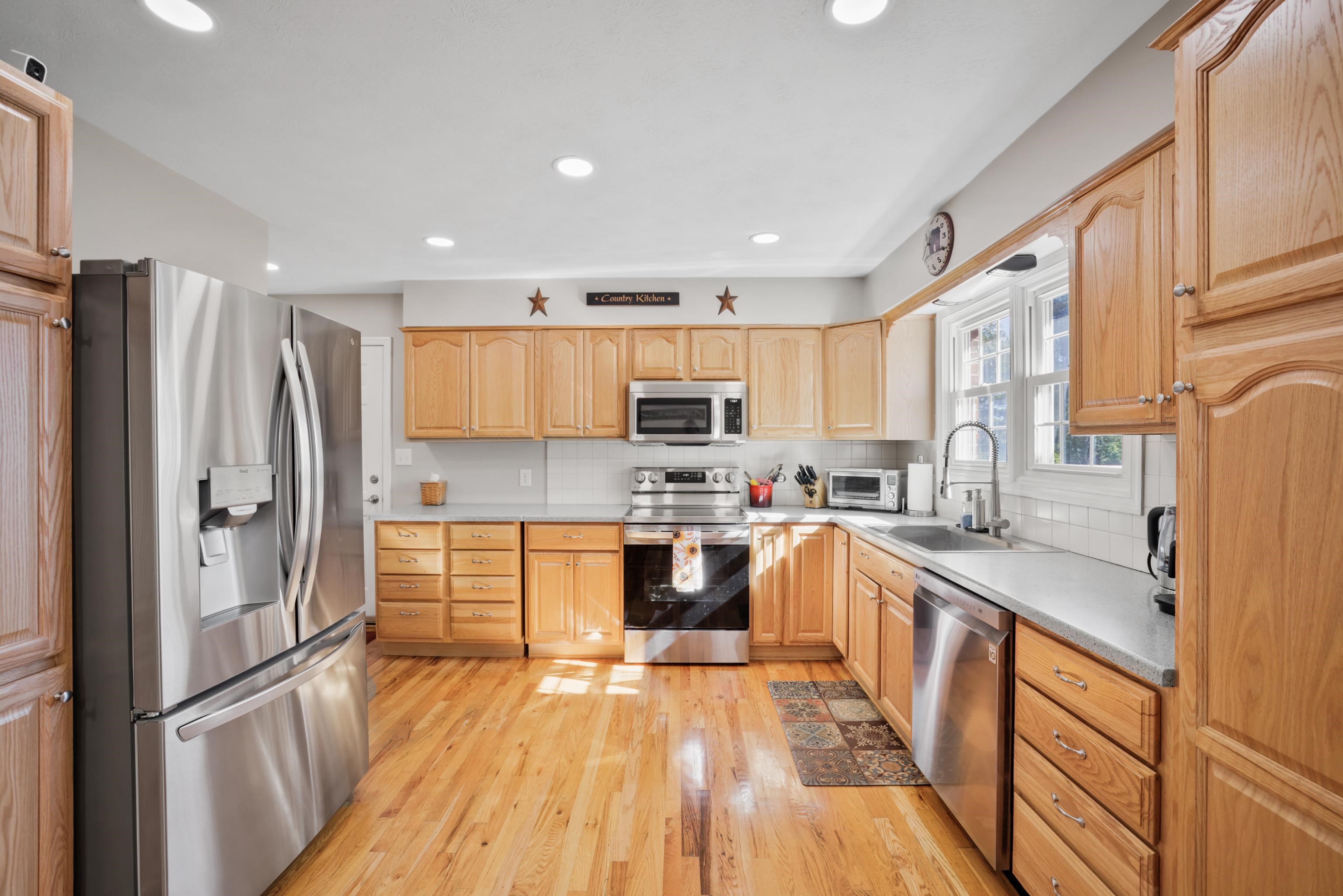 71 OLD WHITE BRIDGE RD, WAYNESBORO, Virginia 22980, 4 Bedrooms Bedrooms, ,3 BathroomsBathrooms,Residential,71 OLD WHITE BRIDGE RD,669852 MLS # 669852