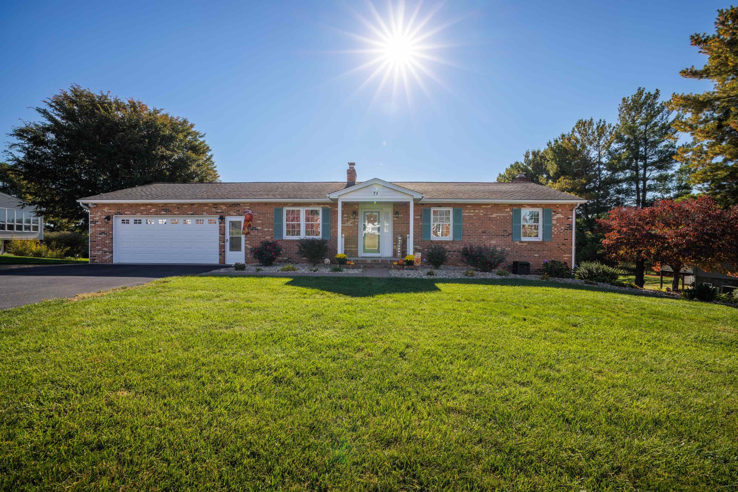 71 OLD WHITE BRIDGE RD, WAYNESBORO, Virginia 22980, 4 Bedrooms Bedrooms, ,3 BathroomsBathrooms,Residential,71 OLD WHITE BRIDGE RD,669852 MLS # 669852