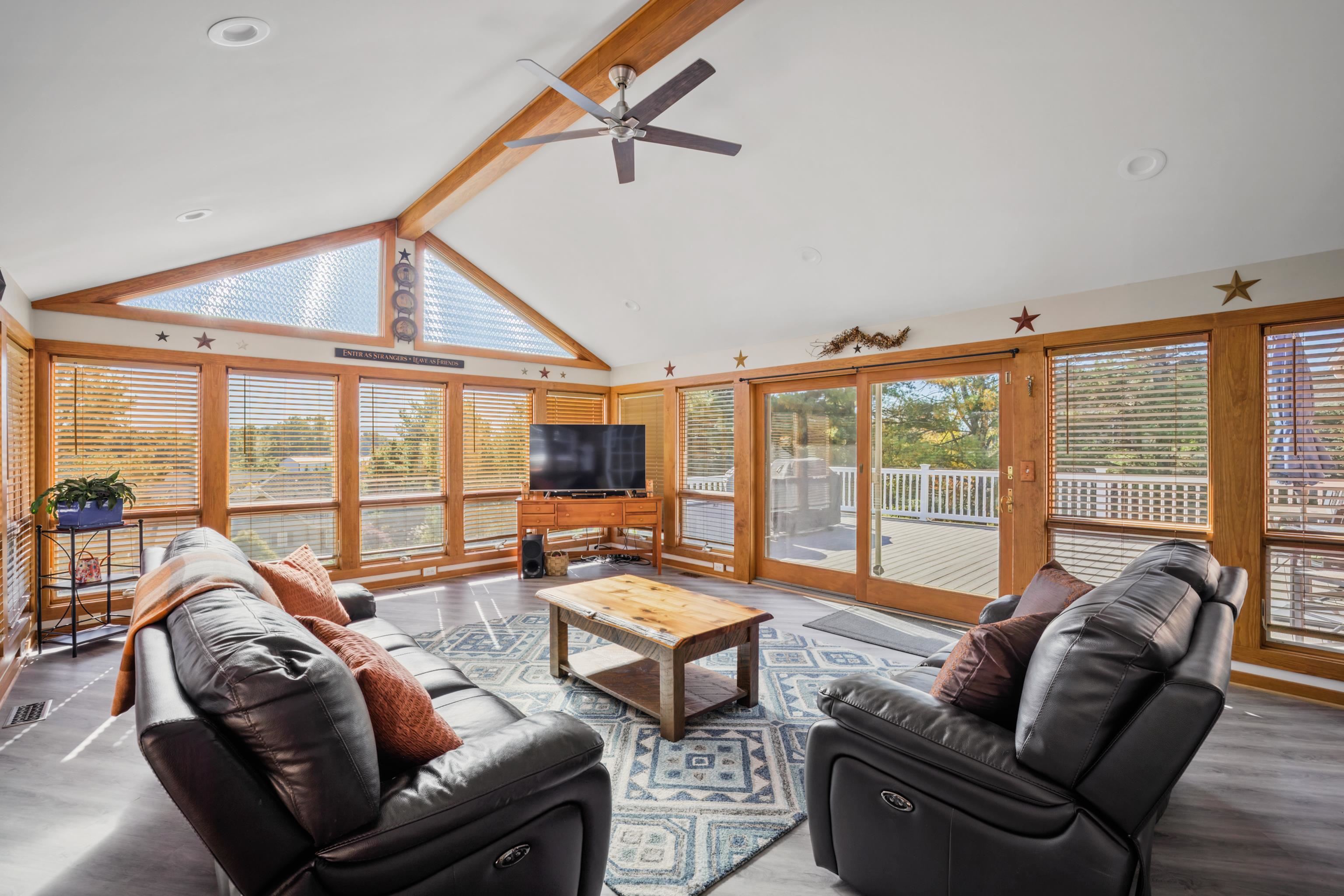 71 OLD WHITE BRIDGE RD, WAYNESBORO, Virginia 22980, 4 Bedrooms Bedrooms, ,3 BathroomsBathrooms,Residential,71 OLD WHITE BRIDGE RD,669852 MLS # 669852