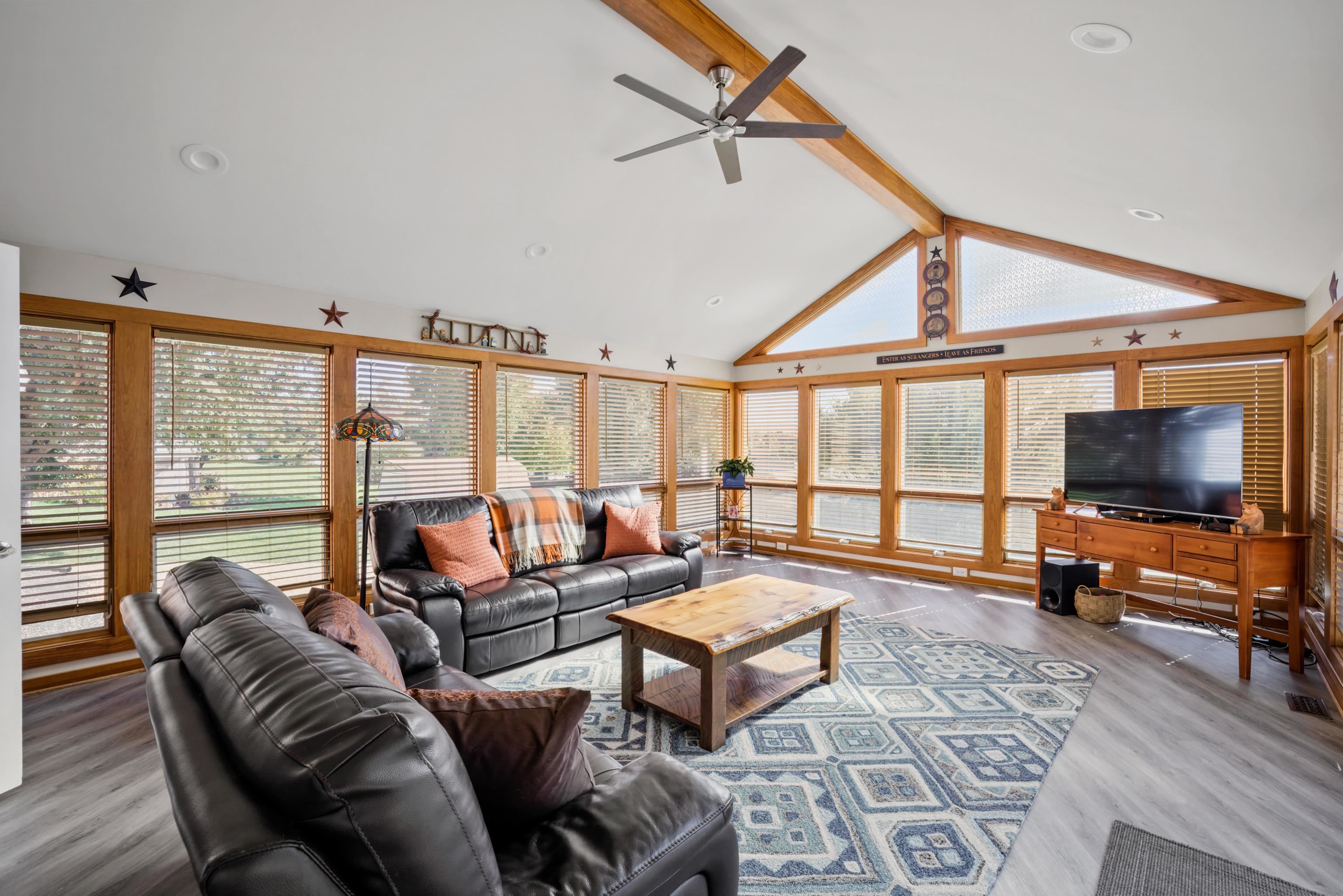 71 OLD WHITE BRIDGE RD, WAYNESBORO, Virginia 22980, 4 Bedrooms Bedrooms, ,3 BathroomsBathrooms,Residential,71 OLD WHITE BRIDGE RD,669852 MLS # 669852