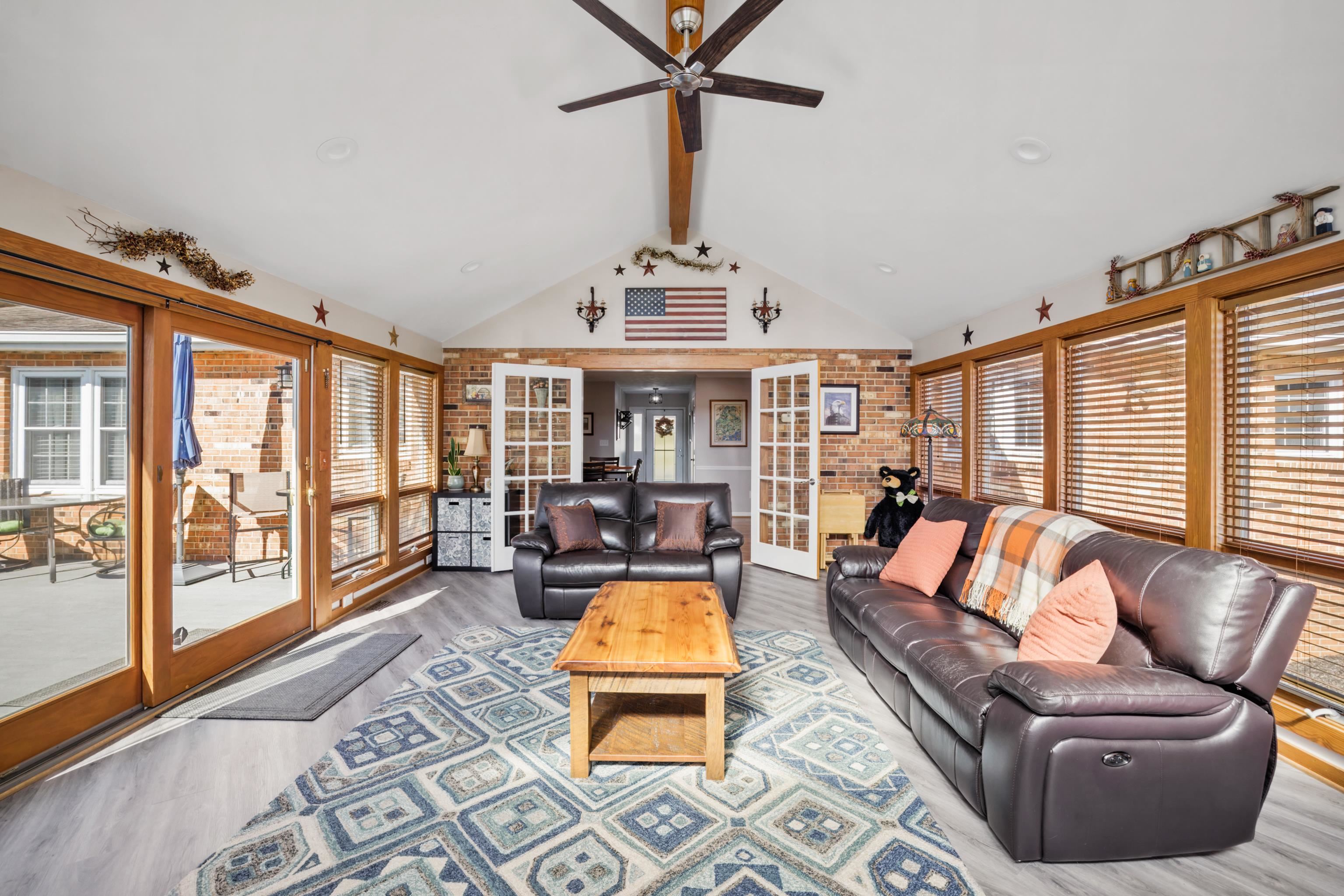 71 OLD WHITE BRIDGE RD, WAYNESBORO, Virginia 22980, 4 Bedrooms Bedrooms, ,3 BathroomsBathrooms,Residential,71 OLD WHITE BRIDGE RD,669852 MLS # 669852