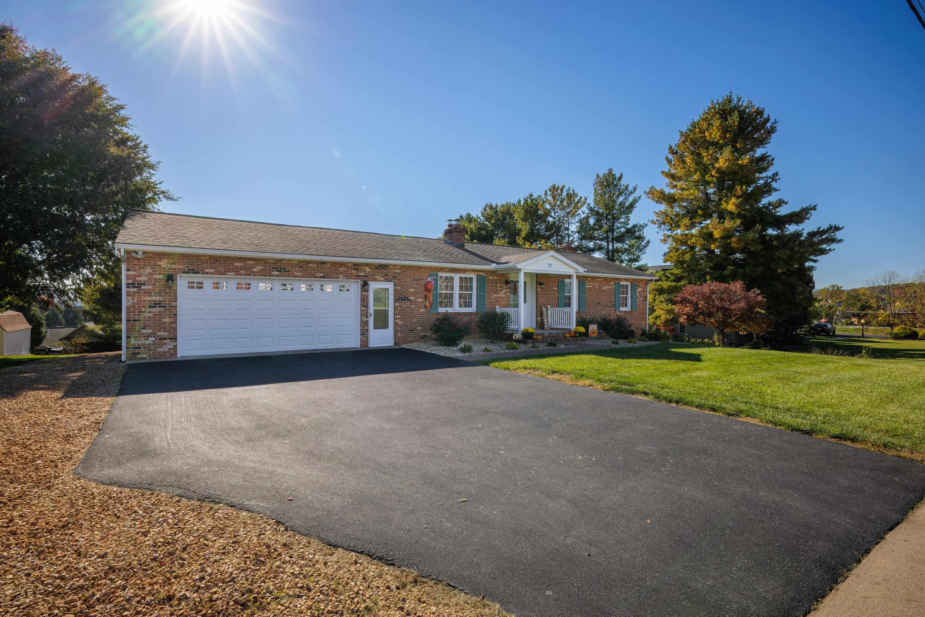 71 OLD WHITE BRIDGE RD, WAYNESBORO, Virginia 22980, 4 Bedrooms Bedrooms, ,3 BathroomsBathrooms,Residential,71 OLD WHITE BRIDGE RD,669852 MLS # 669852