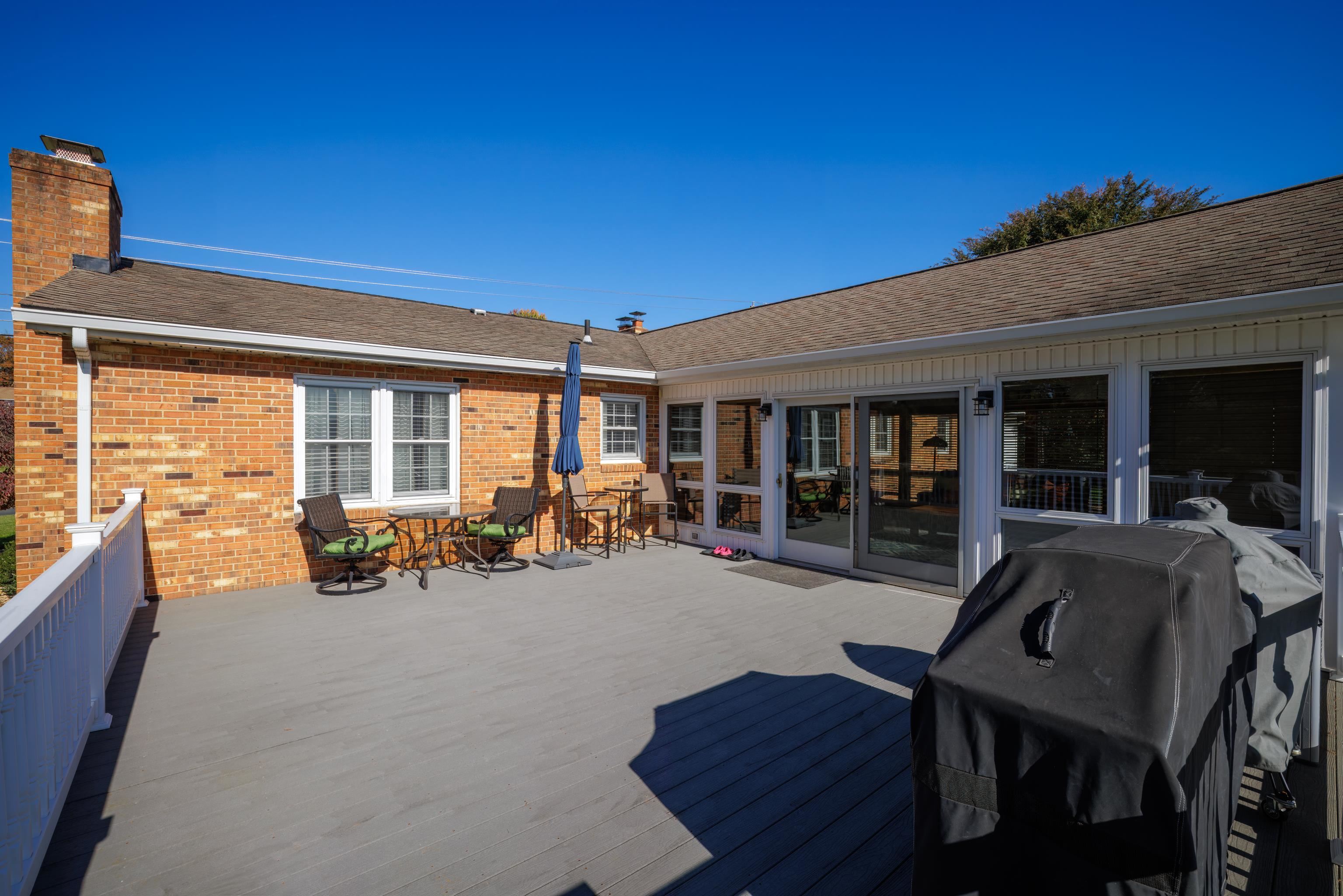 71 OLD WHITE BRIDGE RD, WAYNESBORO, Virginia 22980, 4 Bedrooms Bedrooms, ,3 BathroomsBathrooms,Residential,71 OLD WHITE BRIDGE RD,669852 MLS # 669852