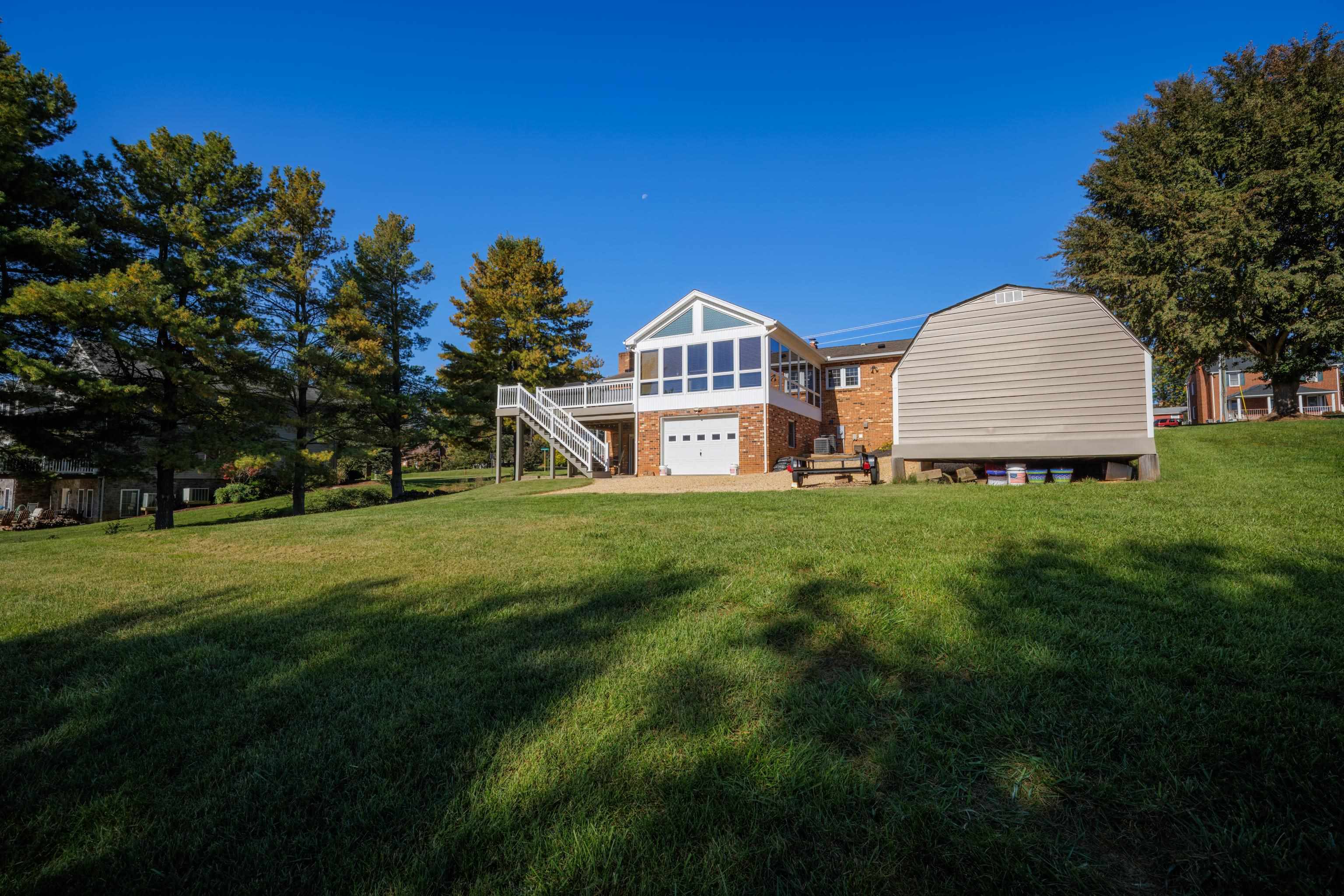 71 OLD WHITE BRIDGE RD, WAYNESBORO, Virginia 22980, 4 Bedrooms Bedrooms, ,3 BathroomsBathrooms,Residential,71 OLD WHITE BRIDGE RD,669852 MLS # 669852