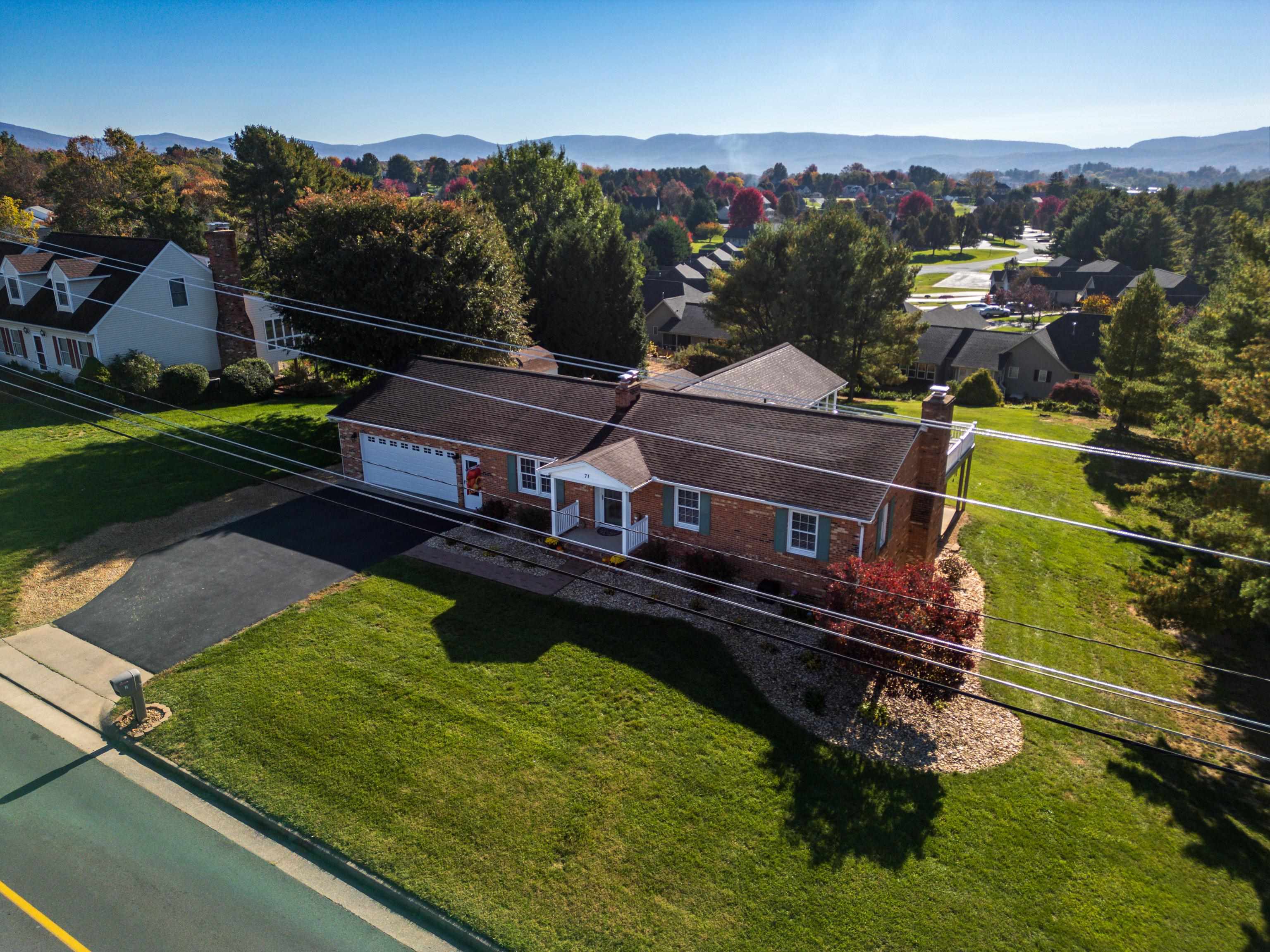 71 OLD WHITE BRIDGE RD, WAYNESBORO, Virginia 22980, 4 Bedrooms Bedrooms, ,3 BathroomsBathrooms,Residential,71 OLD WHITE BRIDGE RD,669852 MLS # 669852