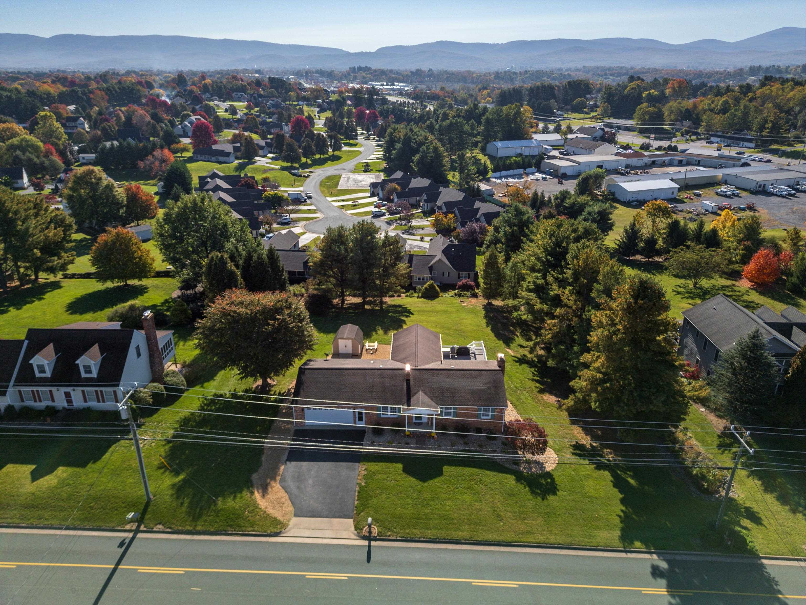 71 OLD WHITE BRIDGE RD, WAYNESBORO, Virginia 22980, 4 Bedrooms Bedrooms, ,3 BathroomsBathrooms,Residential,71 OLD WHITE BRIDGE RD,669852 MLS # 669852