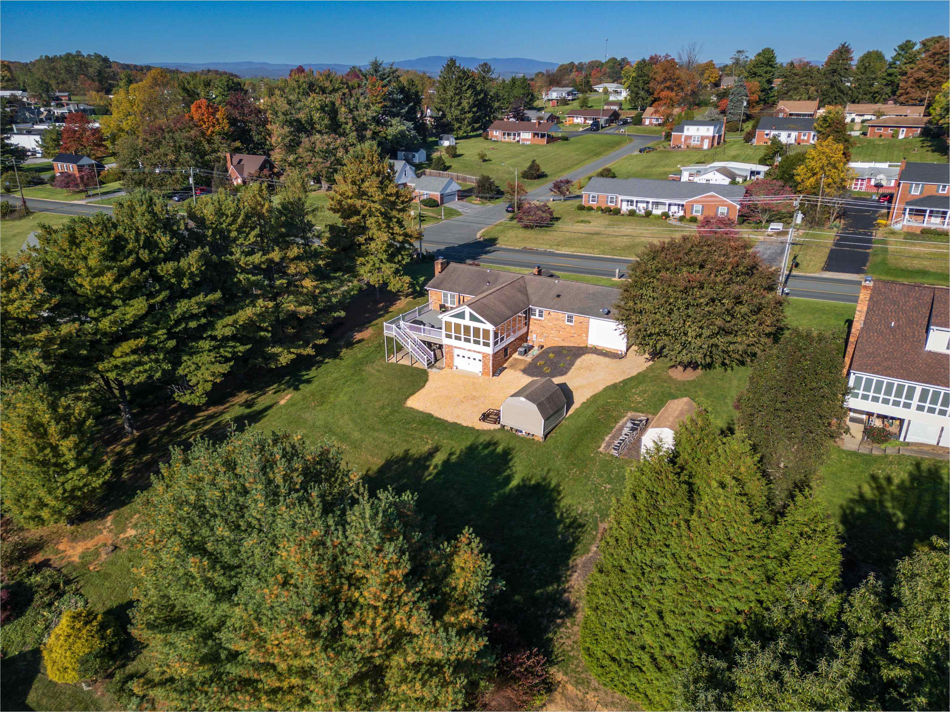 71 OLD WHITE BRIDGE RD, WAYNESBORO, Virginia 22980, 4 Bedrooms Bedrooms, ,3 BathroomsBathrooms,Residential,71 OLD WHITE BRIDGE RD,669852 MLS # 669852