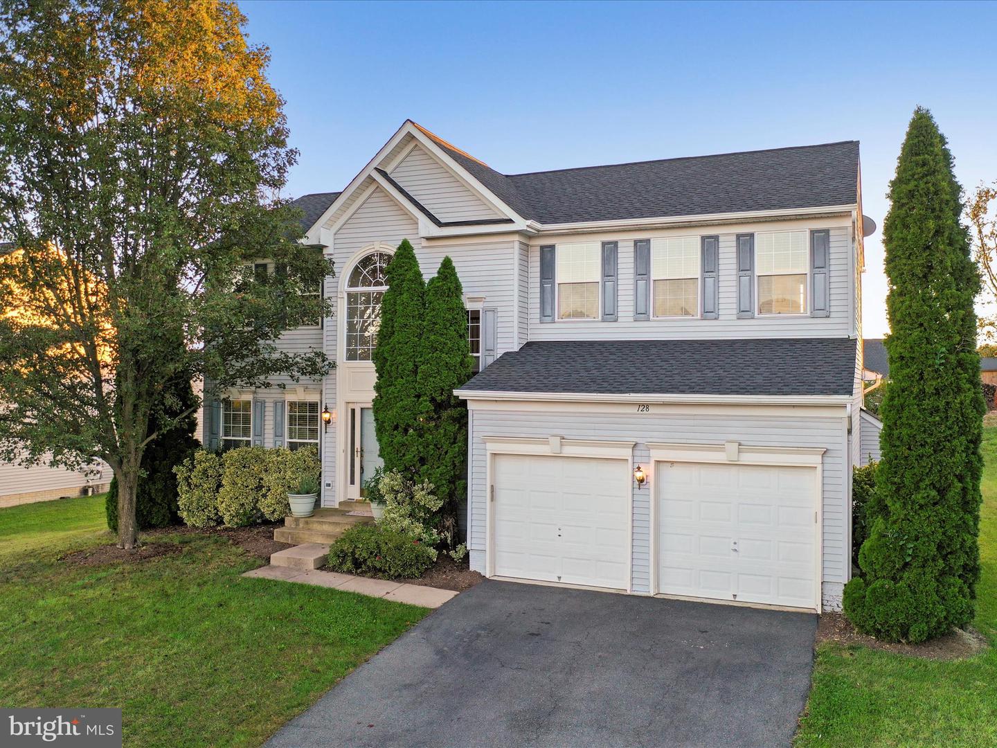 128 TEABERRY DR, WINCHESTER, Virginia 22602, 4 Bedrooms Bedrooms, ,3 BathroomsBathrooms,Residential,For sale,128 TEABERRY DR,VAFV2036652 MLS # VAFV2036652