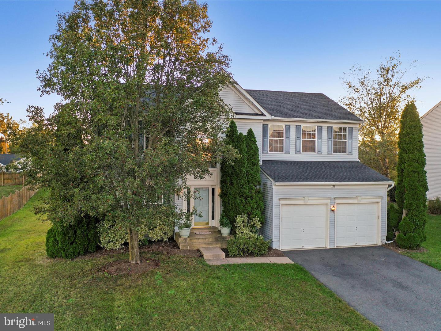 128 TEABERRY DR, WINCHESTER, Virginia 22602, 4 Bedrooms Bedrooms, ,3 BathroomsBathrooms,Residential,For sale,128 TEABERRY DR,VAFV2036652 MLS # VAFV2036652