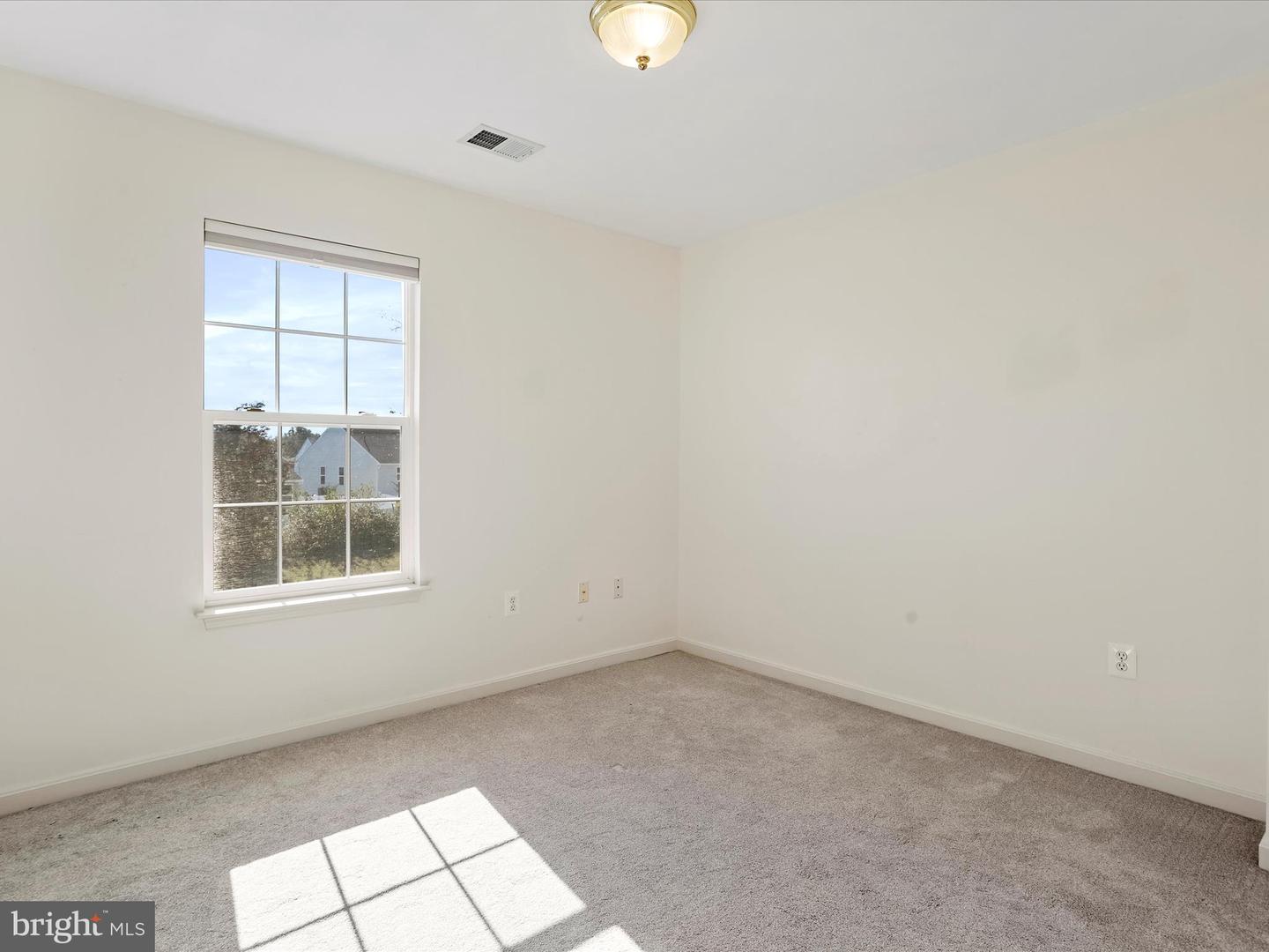 128 TEABERRY DR, WINCHESTER, Virginia 22602, 4 Bedrooms Bedrooms, ,3 BathroomsBathrooms,Residential,For sale,128 TEABERRY DR,VAFV2036652 MLS # VAFV2036652