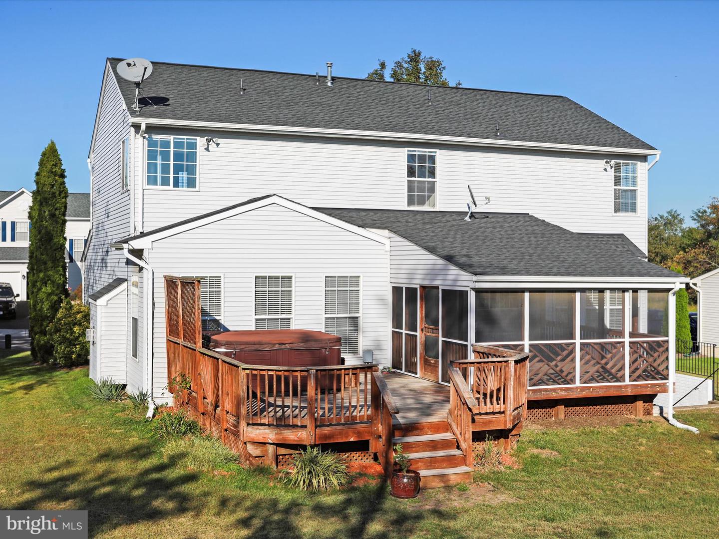 128 TEABERRY DR, WINCHESTER, Virginia 22602, 4 Bedrooms Bedrooms, ,3 BathroomsBathrooms,Residential,For sale,128 TEABERRY DR,VAFV2036652 MLS # VAFV2036652