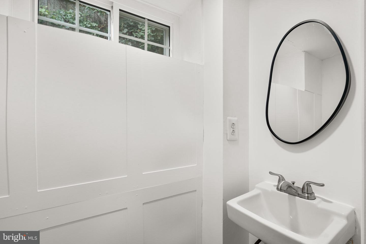 1364 LOCUST RD NW, WASHINGTON, District Of Columbia 20012, 4 Bedrooms Bedrooms, ,3 BathroomsBathrooms,Residential,For sale,1364 LOCUST RD NW,DCDC2220788 MLS # DCDC2220788