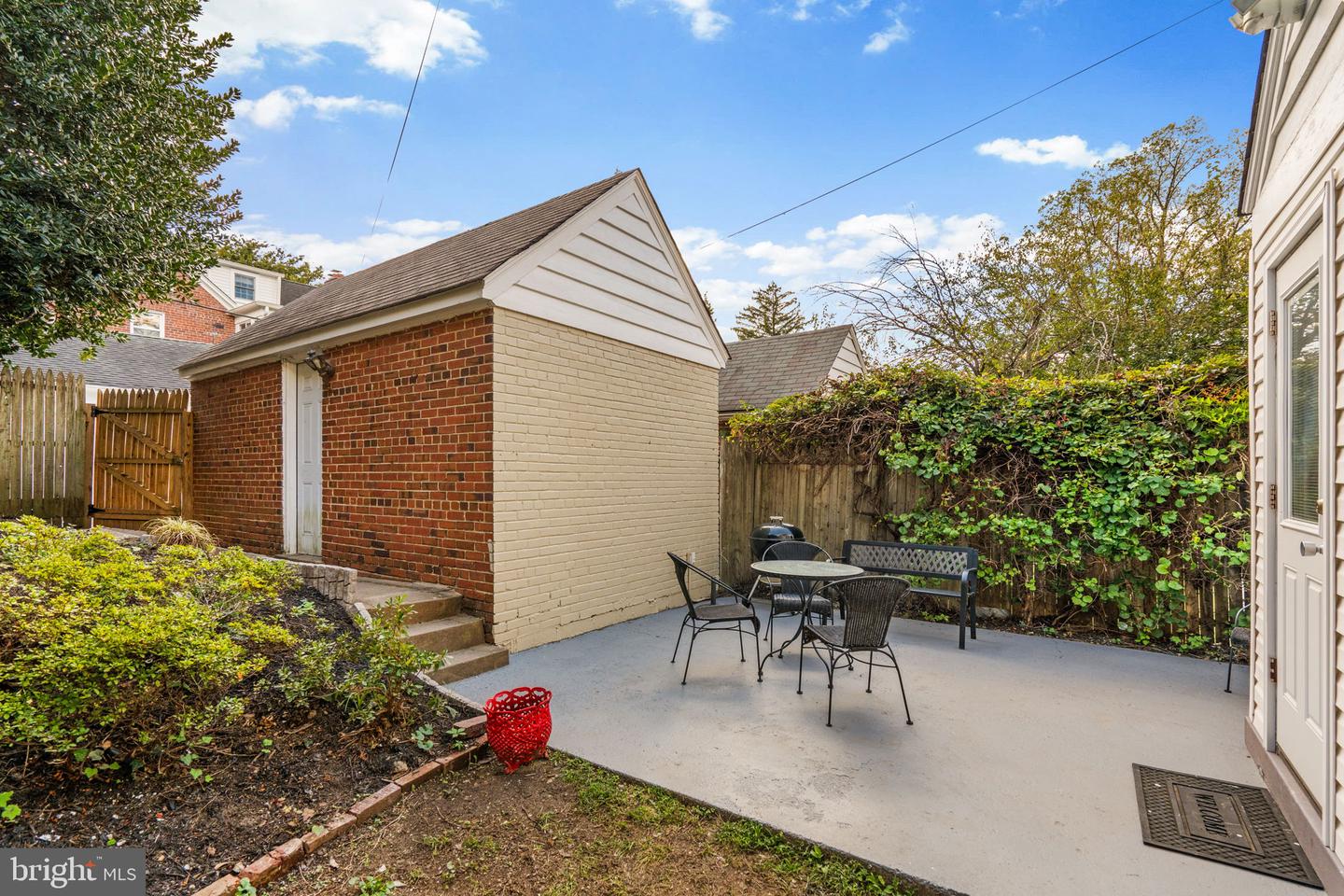 1364 LOCUST RD NW, WASHINGTON, District Of Columbia 20012, 4 Bedrooms Bedrooms, ,3 BathroomsBathrooms,Residential,For sale,1364 LOCUST RD NW,DCDC2220788 MLS # DCDC2220788