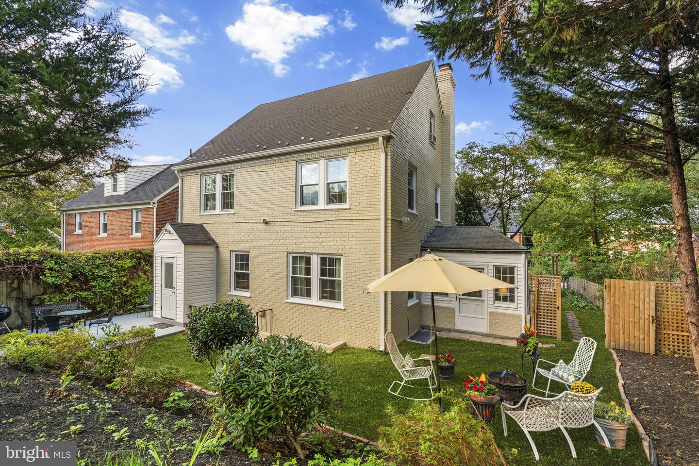 1364 LOCUST RD NW, WASHINGTON, District Of Columbia 20012, 4 Bedrooms Bedrooms, ,3 BathroomsBathrooms,Residential,For sale,1364 LOCUST RD NW,DCDC2220788 MLS # DCDC2220788