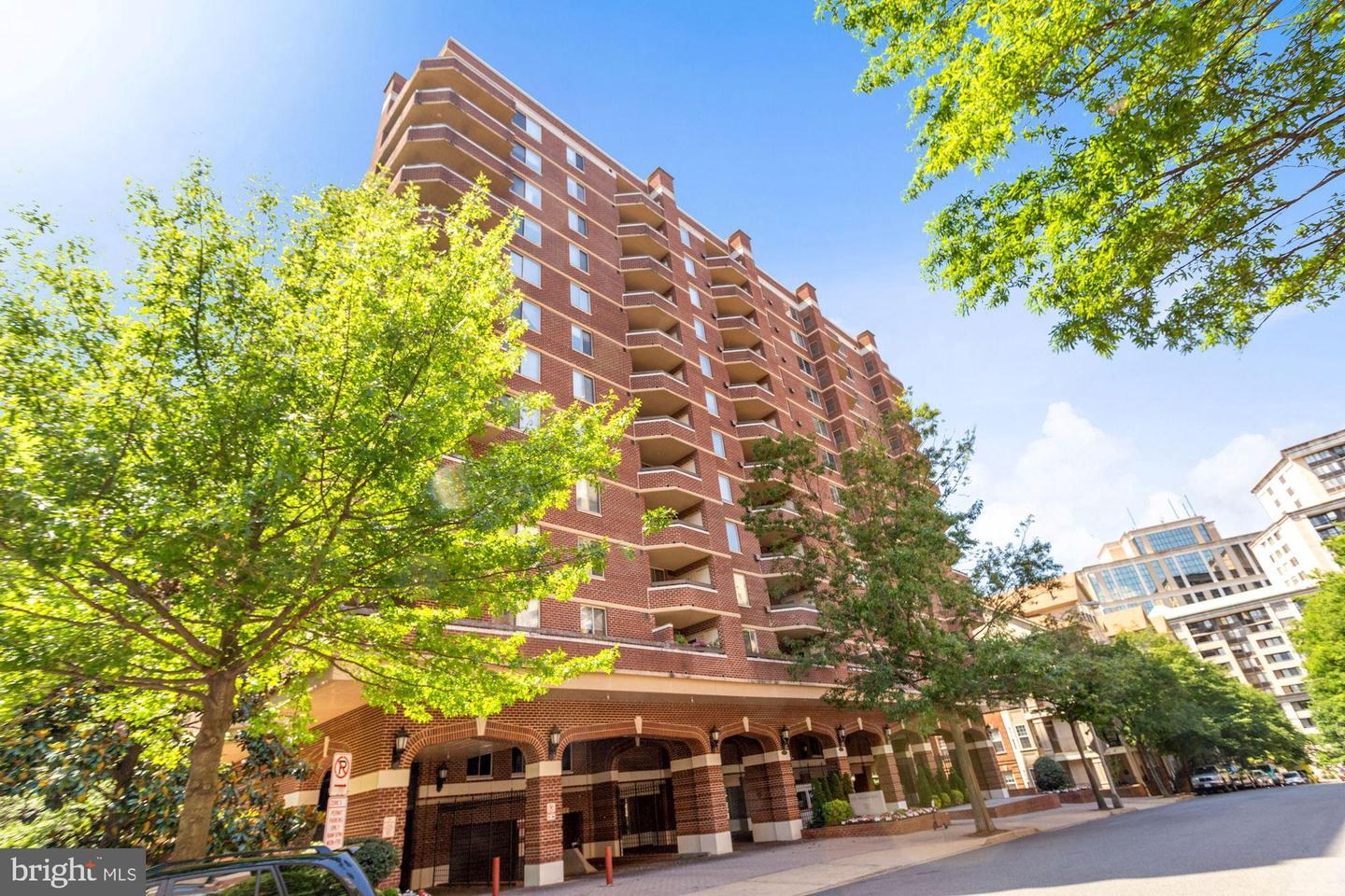 1276 N WAYNE ST #718, ARLINGTON, Virginia 22201, 1 Bedroom Bedrooms, ,1 BathroomBathrooms,Residential,For sale,1276 N WAYNE ST #718,VAAR2063424 MLS # VAAR2063424
