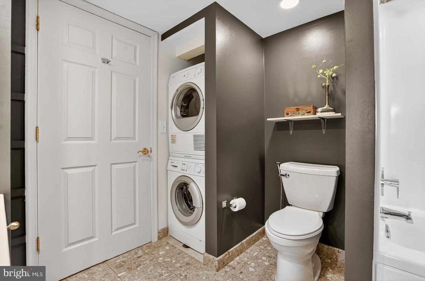 1276 N WAYNE ST #718, ARLINGTON, Virginia 22201, 1 Bedroom Bedrooms, ,1 BathroomBathrooms,Residential,For sale,1276 N WAYNE ST #718,VAAR2063424 MLS # VAAR2063424