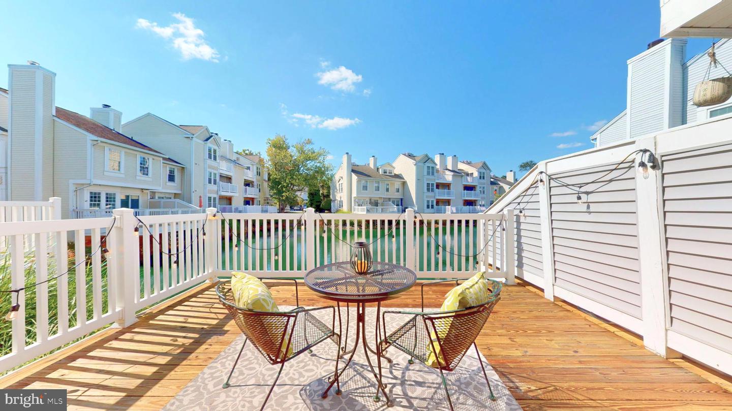3345 LAKESIDE VIEW DR #7-7, FALLS CHURCH, Virginia 22041, 2 Bedrooms Bedrooms, 8 Rooms Rooms,2 BathroomsBathrooms,Residential,For sale,3345 LAKESIDE VIEW DR #7-7,VAFX2266858 MLS # VAFX2266858