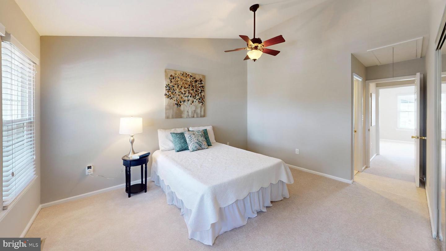 3345 LAKESIDE VIEW DR #7-7, FALLS CHURCH, Virginia 22041, 2 Bedrooms Bedrooms, 8 Rooms Rooms,2 BathroomsBathrooms,Residential,For sale,3345 LAKESIDE VIEW DR #7-7,VAFX2266858 MLS # VAFX2266858