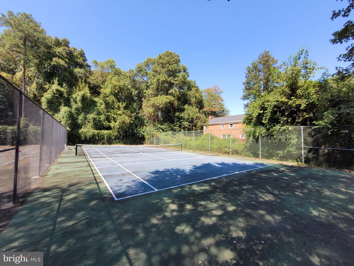 3345 LAKESIDE VIEW DR #7-7, FALLS CHURCH, Virginia 22041, 2 Bedrooms Bedrooms, 8 Rooms Rooms,2 BathroomsBathrooms,Residential,For sale,3345 LAKESIDE VIEW DR #7-7,VAFX2266858 MLS # VAFX2266858