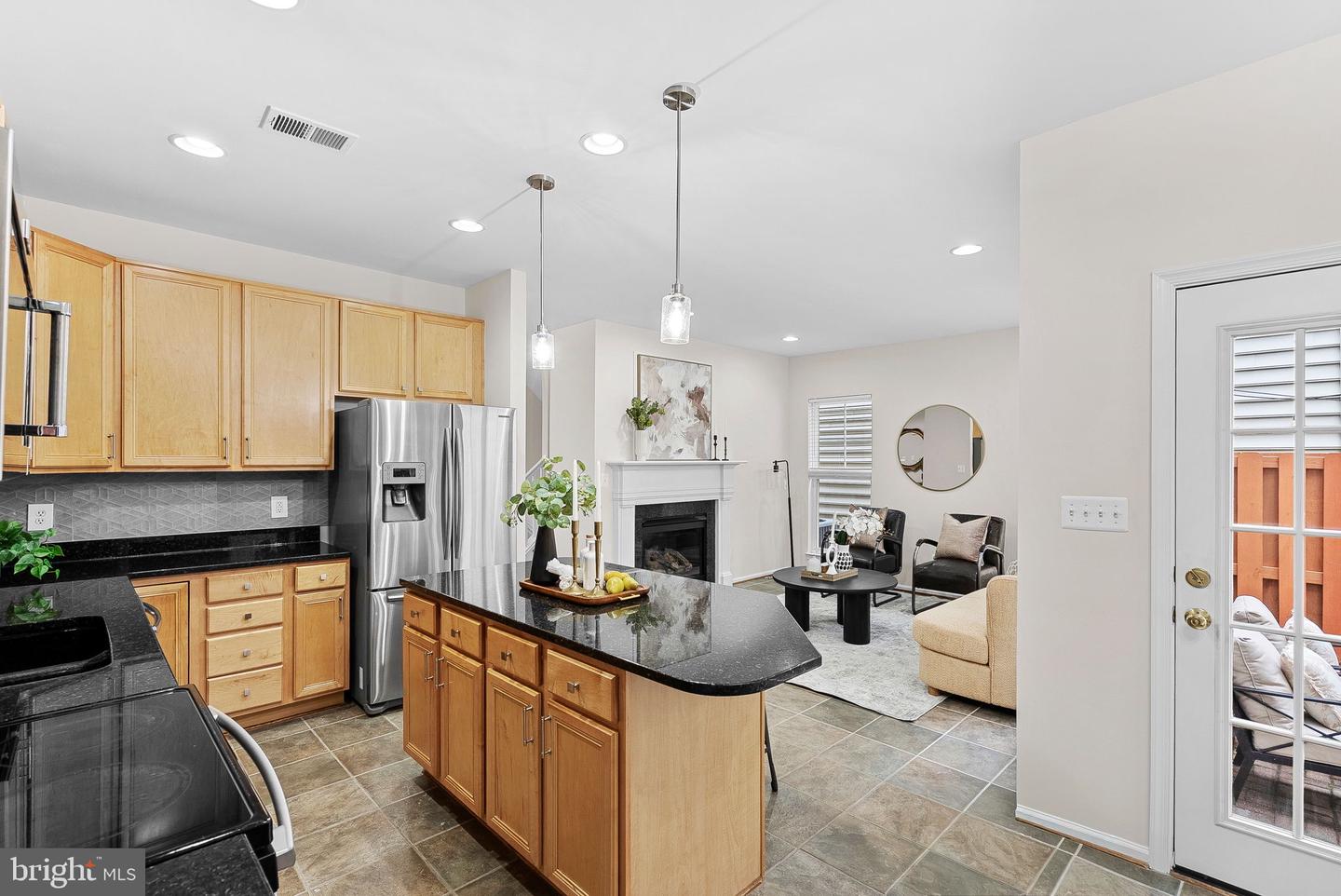 7757 GRANDWIND DR, LORTON, Virginia 22079, 4 Bedrooms Bedrooms, ,4 BathroomsBathrooms,Residential,For sale,7757 GRANDWIND DR,VAFX2267218 MLS # VAFX2267218