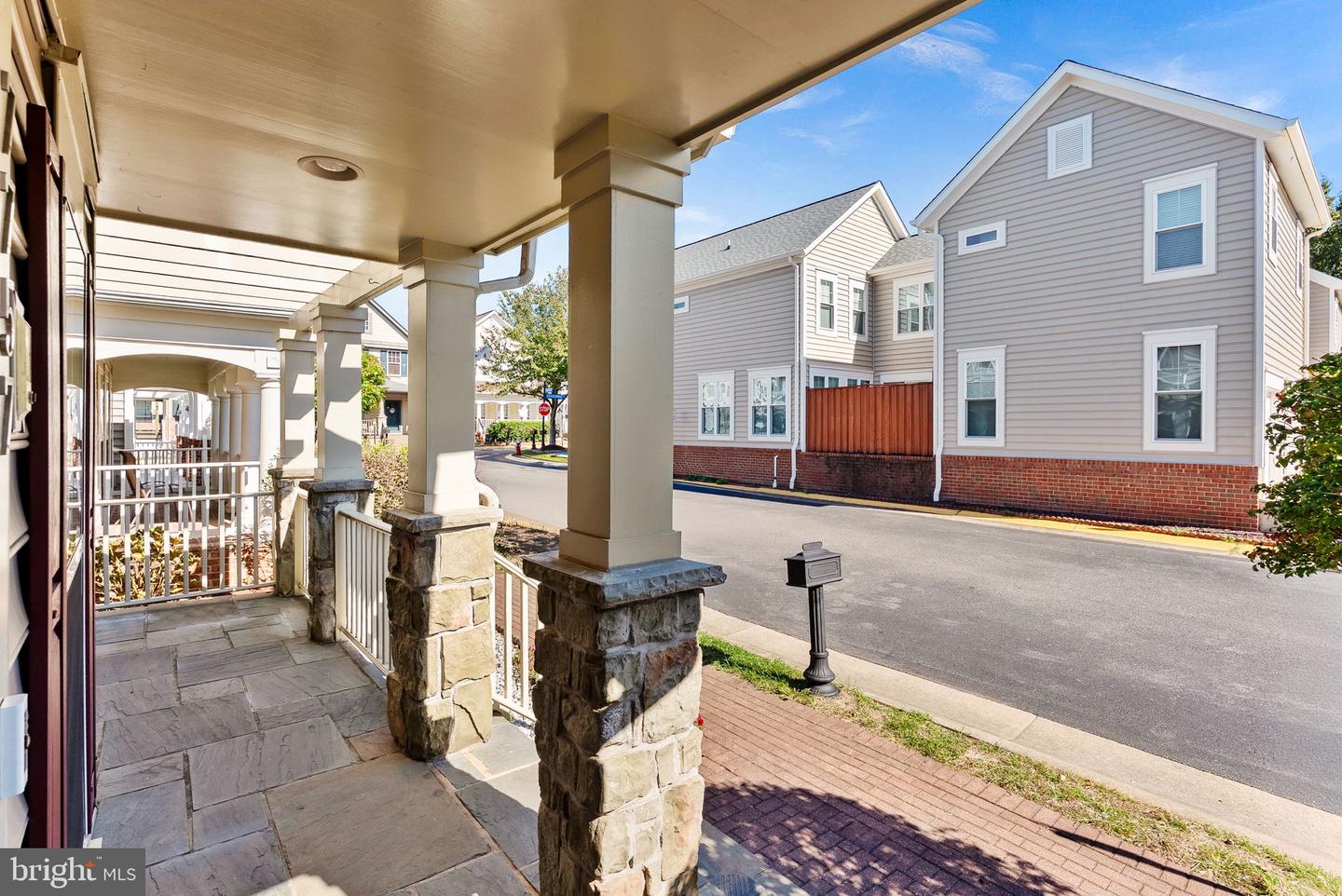7757 GRANDWIND DR, LORTON, Virginia 22079, 4 Bedrooms Bedrooms, ,4 BathroomsBathrooms,Residential,For sale,7757 GRANDWIND DR,VAFX2267218 MLS # VAFX2267218