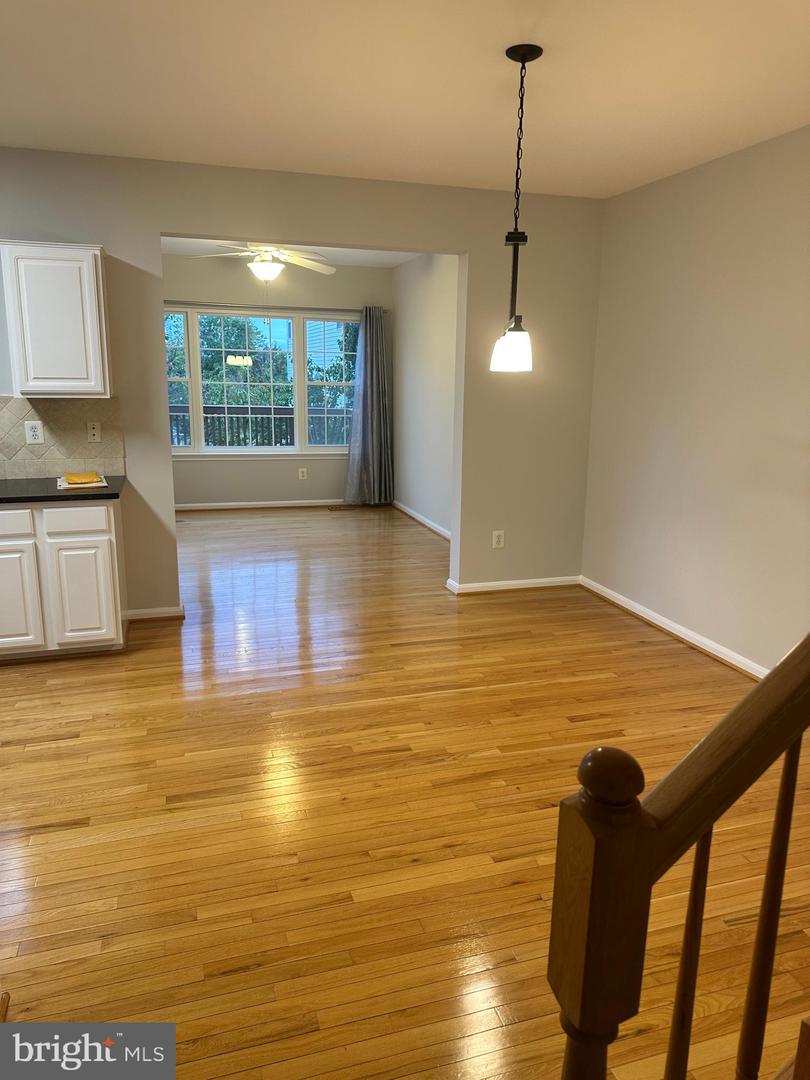 42893 GOLF VIEW DR, SOUTH RIDING, Virginia 20152, 3 Bedrooms Bedrooms, ,2 BathroomsBathrooms,Residential,For sale,42893 GOLF VIEW DR,VALO2107048 MLS # VALO2107048