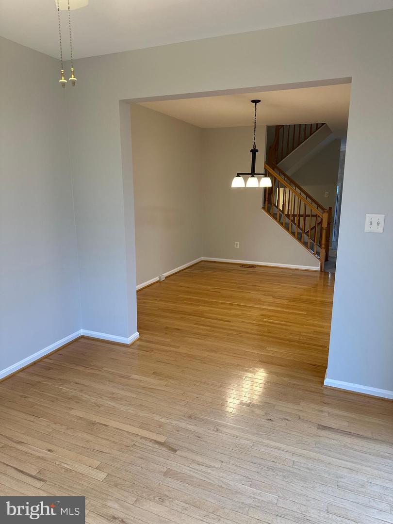 42893 GOLF VIEW DR, SOUTH RIDING, Virginia 20152, 3 Bedrooms Bedrooms, ,2 BathroomsBathrooms,Residential,For sale,42893 GOLF VIEW DR,VALO2107048 MLS # VALO2107048