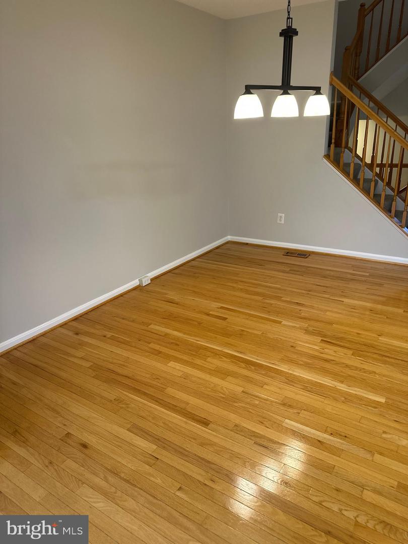 42893 GOLF VIEW DR, SOUTH RIDING, Virginia 20152, 3 Bedrooms Bedrooms, ,2 BathroomsBathrooms,Residential,For sale,42893 GOLF VIEW DR,VALO2107048 MLS # VALO2107048