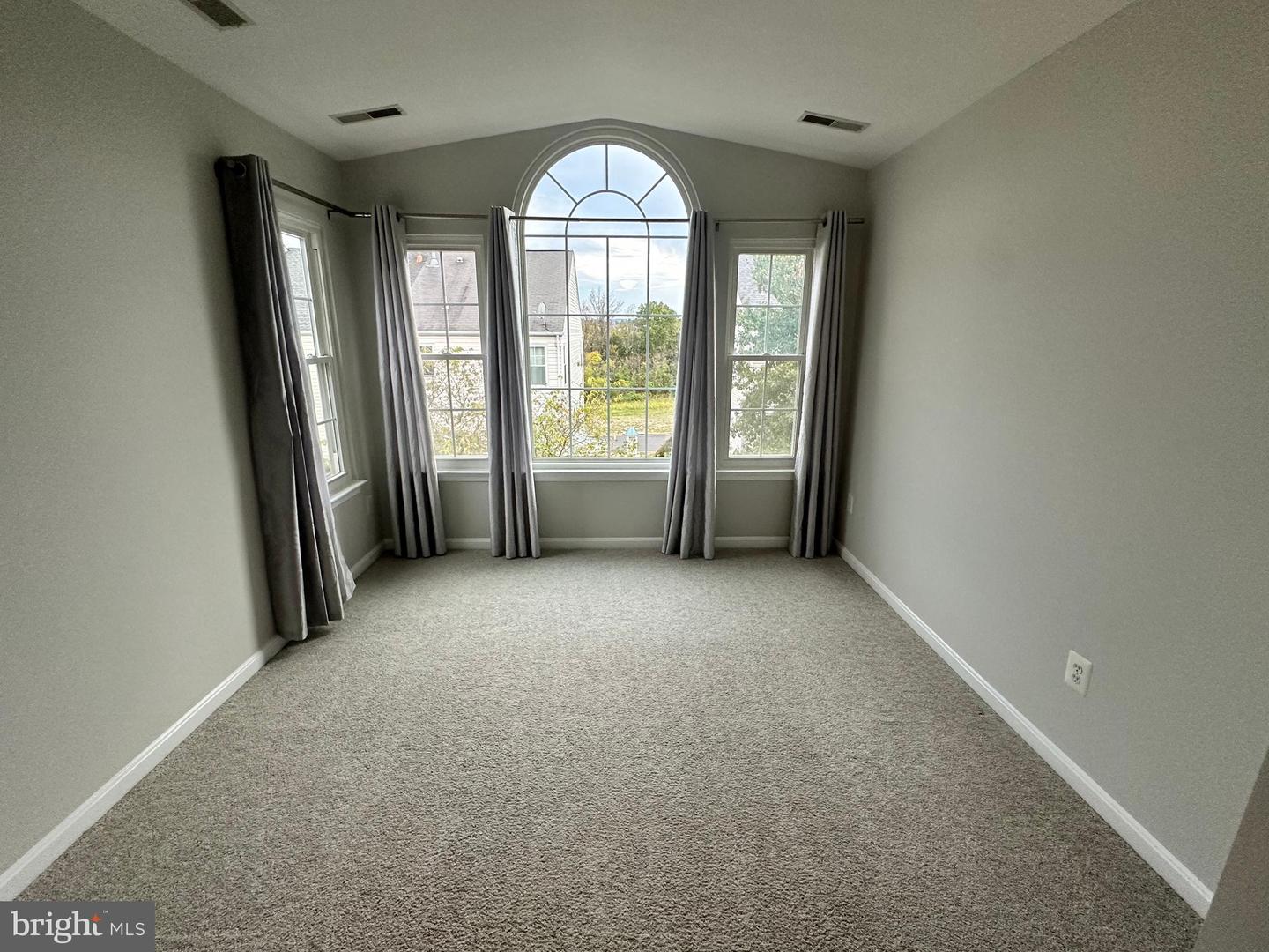 42893 GOLF VIEW DR, SOUTH RIDING, Virginia 20152, 3 Bedrooms Bedrooms, ,2 BathroomsBathrooms,Residential,For sale,42893 GOLF VIEW DR,VALO2107048 MLS # VALO2107048