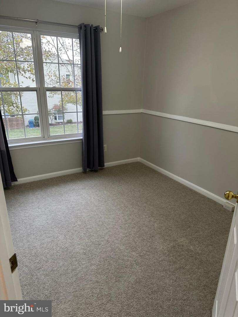 42893 GOLF VIEW DR, SOUTH RIDING, Virginia 20152, 3 Bedrooms Bedrooms, ,2 BathroomsBathrooms,Residential,For sale,42893 GOLF VIEW DR,VALO2107048 MLS # VALO2107048
