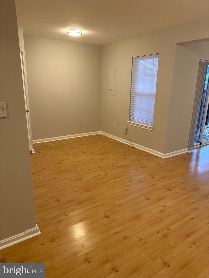 42893 GOLF VIEW DR, SOUTH RIDING, Virginia 20152, 3 Bedrooms Bedrooms, ,2 BathroomsBathrooms,Residential,For sale,42893 GOLF VIEW DR,VALO2107048 MLS # VALO2107048