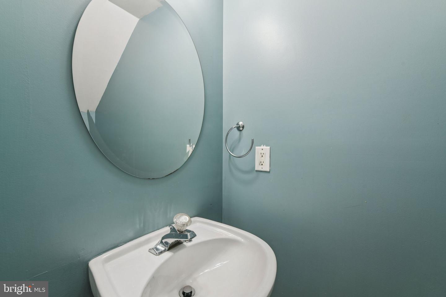 6330 JAMES HARRIS WAY, CENTREVILLE, Virginia 20121, 3 Bedrooms Bedrooms, ,2 BathroomsBathrooms,Residential,For sale,6330 JAMES HARRIS WAY,VAFX2267890 MLS # VAFX2267890