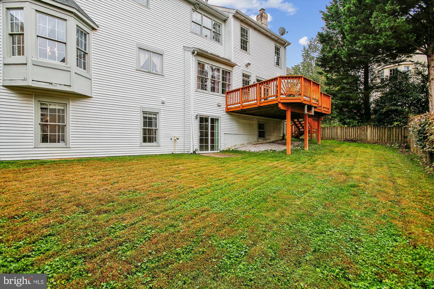 7406 ARUNDEL PL, SPRINGFIELD, Virginia 22153, 5 Bedrooms Bedrooms, ,3 BathroomsBathrooms,Residential,For sale,7406 ARUNDEL PL,VAFX2268002 MLS # VAFX2268002