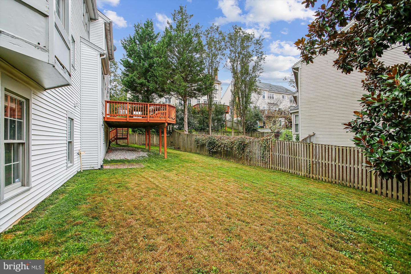 7406 ARUNDEL PL, SPRINGFIELD, Virginia 22153, 5 Bedrooms Bedrooms, ,3 BathroomsBathrooms,Residential,For sale,7406 ARUNDEL PL,VAFX2268002 MLS # VAFX2268002