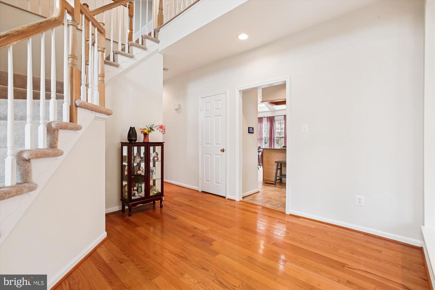 7406 ARUNDEL PL, SPRINGFIELD, Virginia 22153, 5 Bedrooms Bedrooms, ,3 BathroomsBathrooms,Residential,For sale,7406 ARUNDEL PL,VAFX2268002 MLS # VAFX2268002