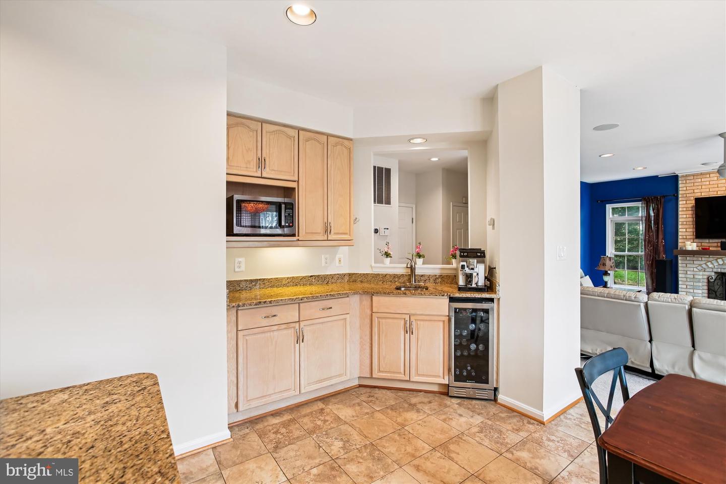 7406 ARUNDEL PL, SPRINGFIELD, Virginia 22153, 5 Bedrooms Bedrooms, ,3 BathroomsBathrooms,Residential,For sale,7406 ARUNDEL PL,VAFX2268002 MLS # VAFX2268002