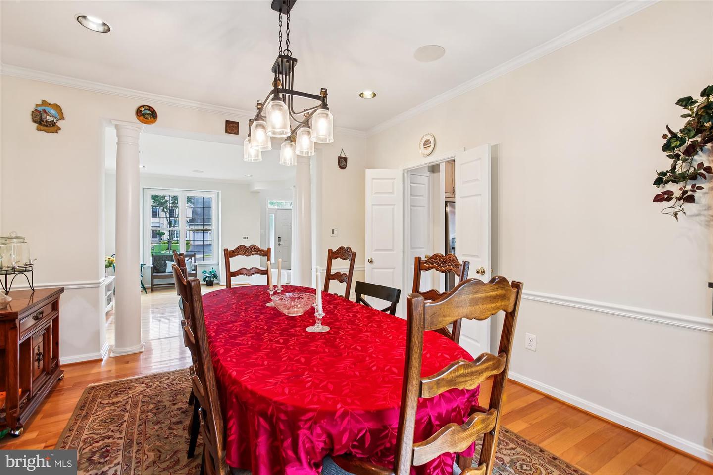 7406 ARUNDEL PL, SPRINGFIELD, Virginia 22153, 5 Bedrooms Bedrooms, ,3 BathroomsBathrooms,Residential,For sale,7406 ARUNDEL PL,VAFX2268002 MLS # VAFX2268002