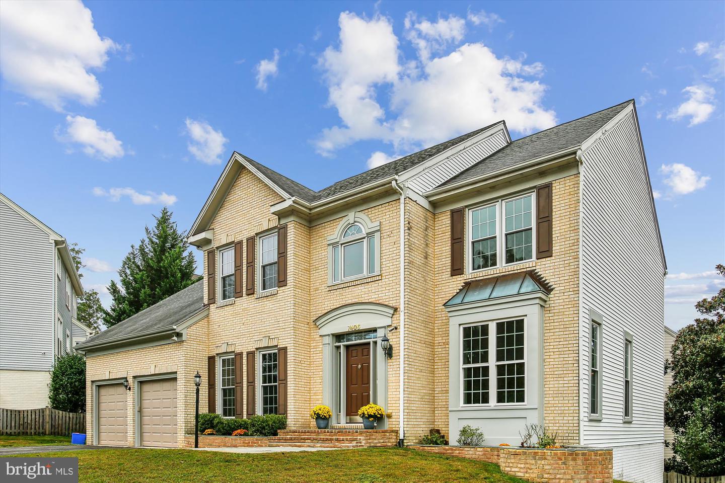 7406 ARUNDEL PL, SPRINGFIELD, Virginia 22153, 5 Bedrooms Bedrooms, ,3 BathroomsBathrooms,Residential,For sale,7406 ARUNDEL PL,VAFX2268002 MLS # VAFX2268002