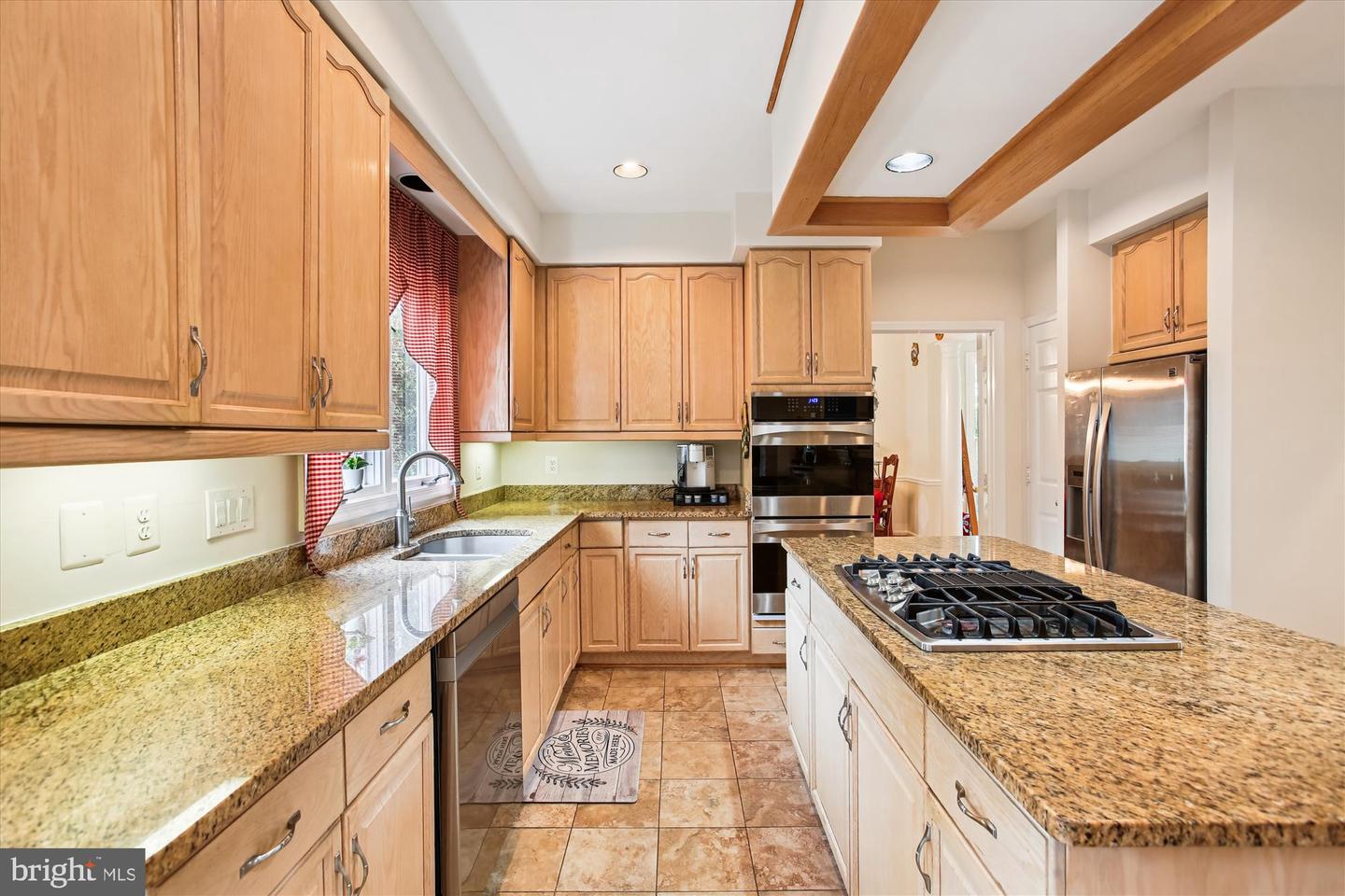 7406 ARUNDEL PL, SPRINGFIELD, Virginia 22153, 5 Bedrooms Bedrooms, ,3 BathroomsBathrooms,Residential,For sale,7406 ARUNDEL PL,VAFX2268002 MLS # VAFX2268002
