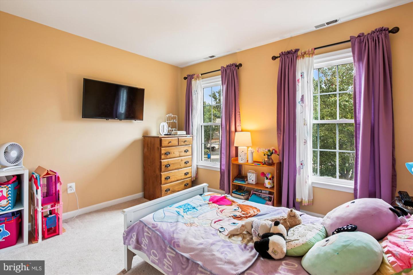 7406 ARUNDEL PL, SPRINGFIELD, Virginia 22153, 5 Bedrooms Bedrooms, ,3 BathroomsBathrooms,Residential,For sale,7406 ARUNDEL PL,VAFX2268002 MLS # VAFX2268002