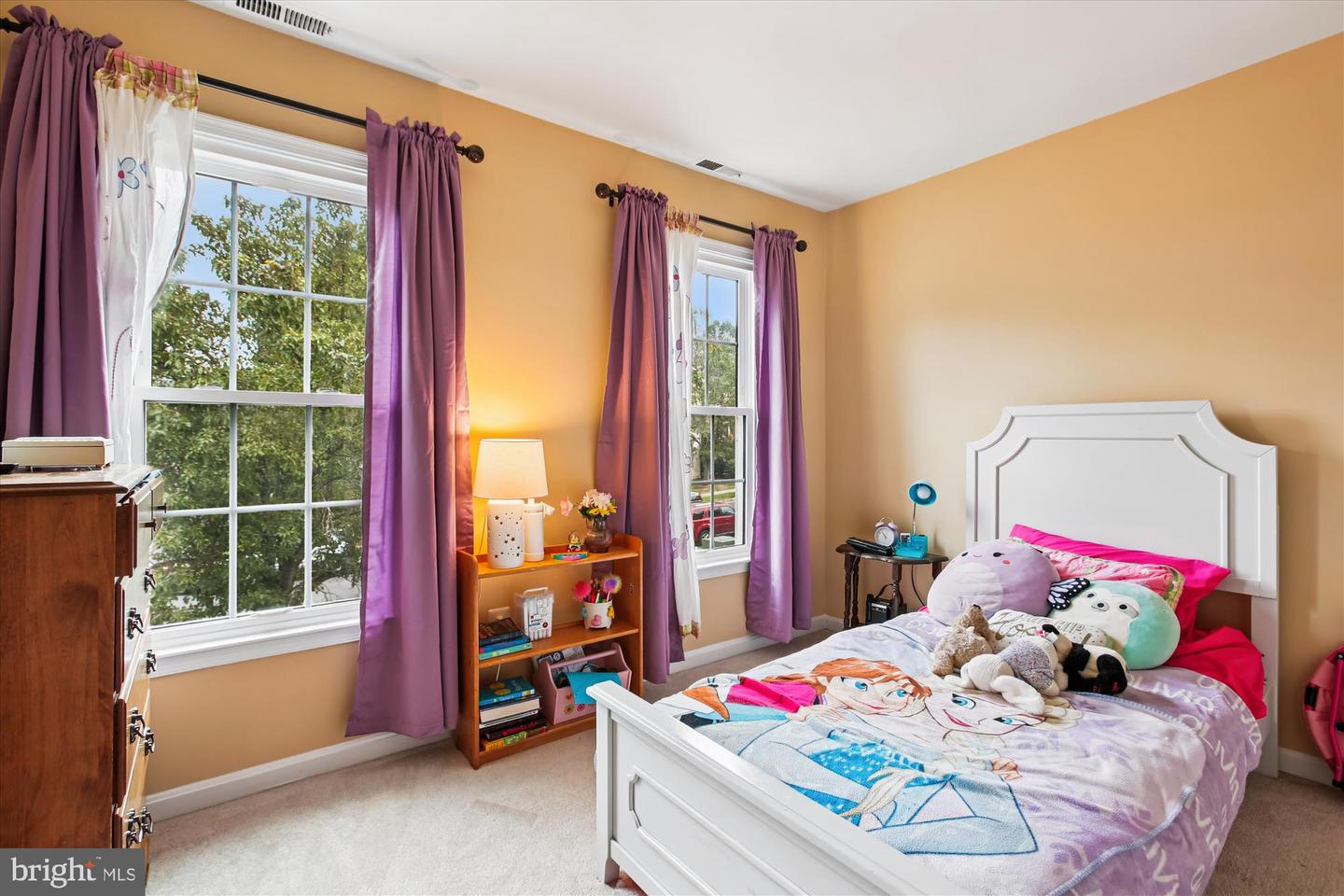 7406 ARUNDEL PL, SPRINGFIELD, Virginia 22153, 5 Bedrooms Bedrooms, ,3 BathroomsBathrooms,Residential,For sale,7406 ARUNDEL PL,VAFX2268002 MLS # VAFX2268002