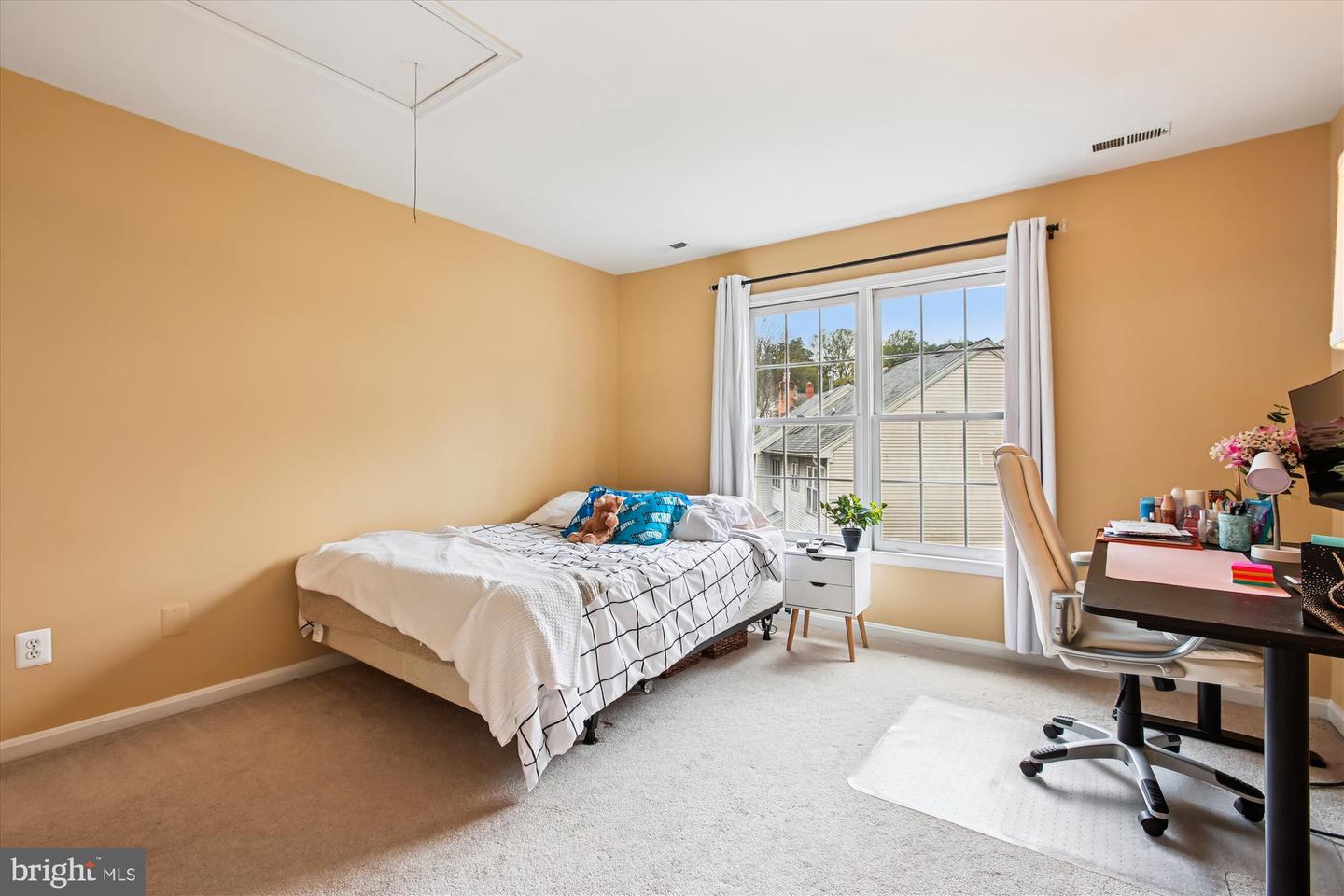 7406 ARUNDEL PL, SPRINGFIELD, Virginia 22153, 5 Bedrooms Bedrooms, ,3 BathroomsBathrooms,Residential,For sale,7406 ARUNDEL PL,VAFX2268002 MLS # VAFX2268002