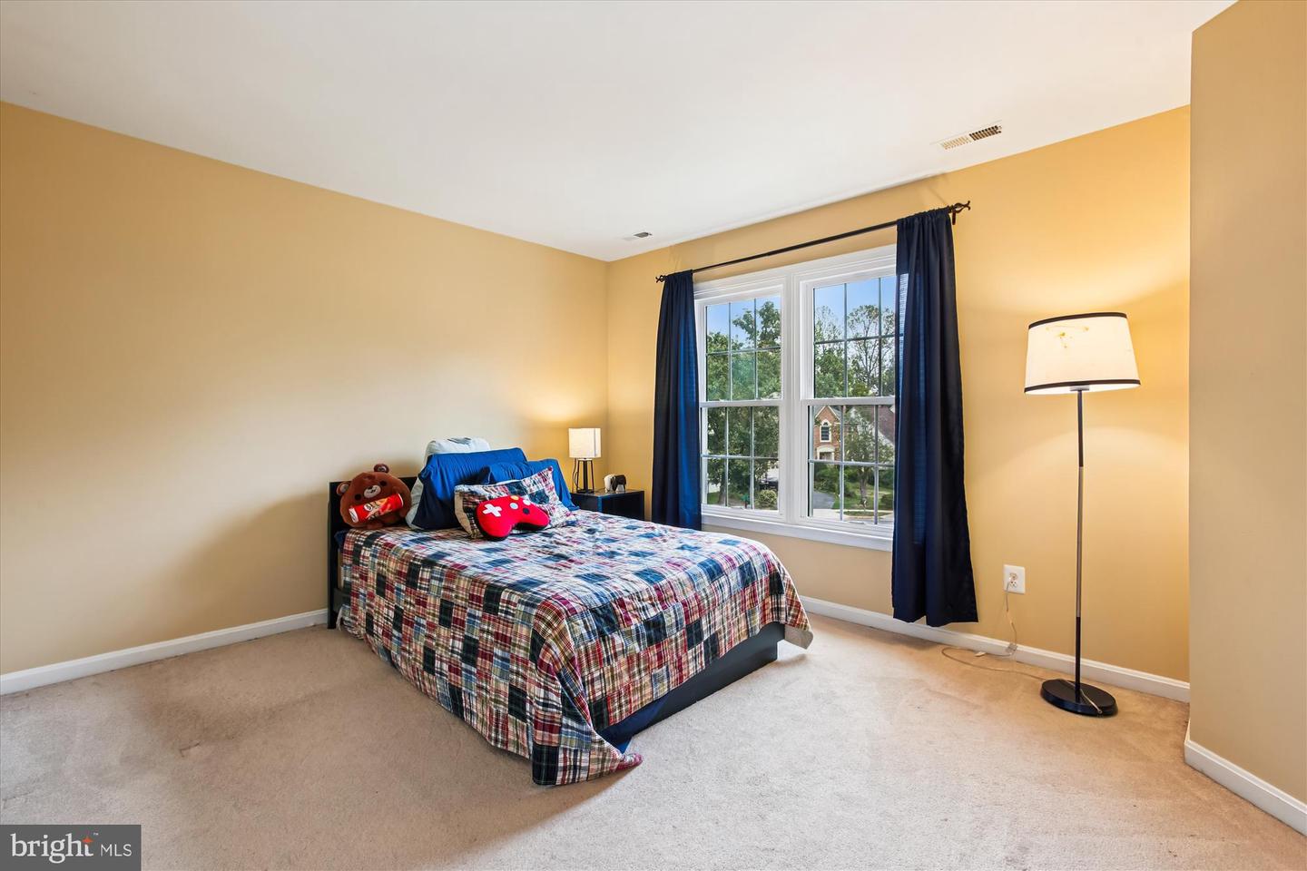 7406 ARUNDEL PL, SPRINGFIELD, Virginia 22153, 5 Bedrooms Bedrooms, ,3 BathroomsBathrooms,Residential,For sale,7406 ARUNDEL PL,VAFX2268002 MLS # VAFX2268002