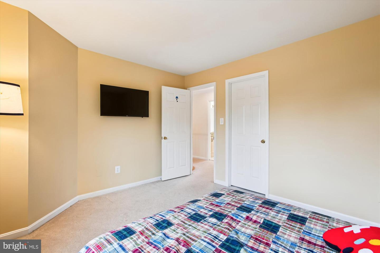 7406 ARUNDEL PL, SPRINGFIELD, Virginia 22153, 5 Bedrooms Bedrooms, ,3 BathroomsBathrooms,Residential,For sale,7406 ARUNDEL PL,VAFX2268002 MLS # VAFX2268002