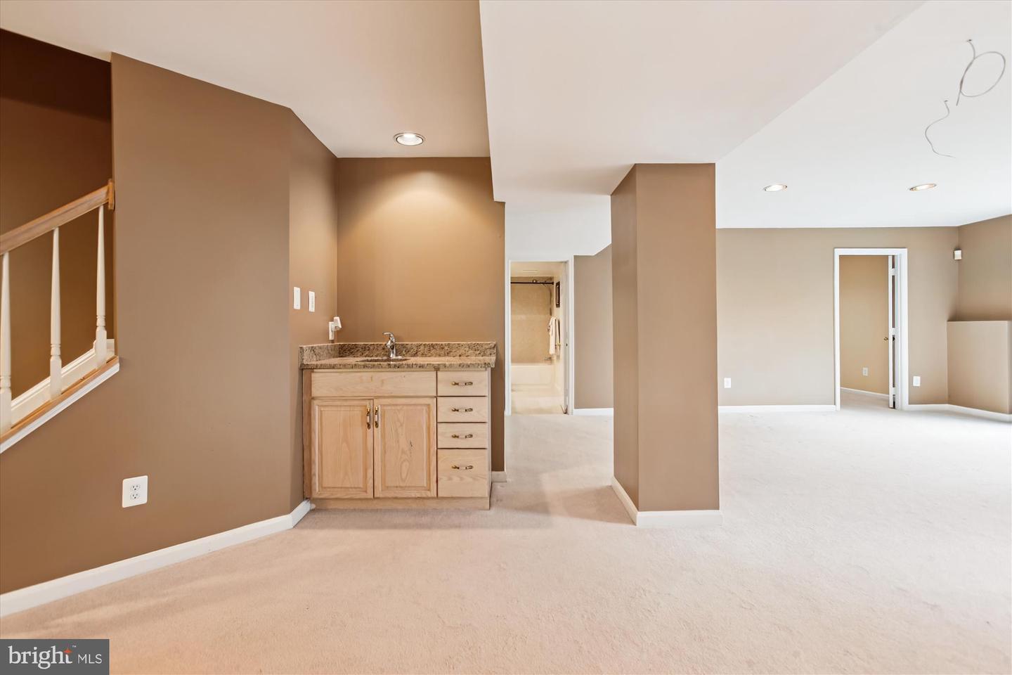 7406 ARUNDEL PL, SPRINGFIELD, Virginia 22153, 5 Bedrooms Bedrooms, ,3 BathroomsBathrooms,Residential,For sale,7406 ARUNDEL PL,VAFX2268002 MLS # VAFX2268002