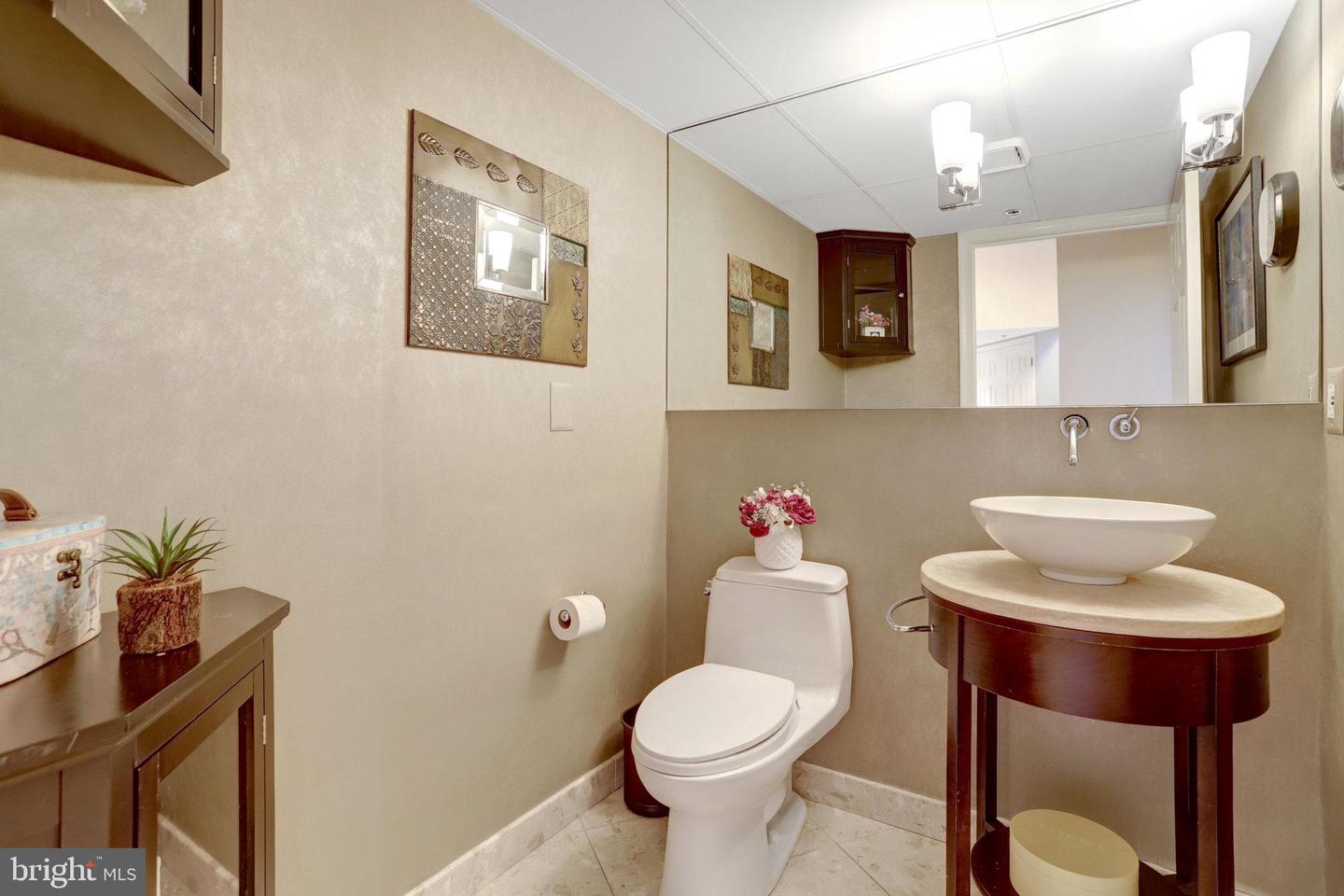 1276 N WAYNE ST N #628, ARLINGTON, Virginia 22201, 2 Bedrooms Bedrooms, ,2 BathroomsBathrooms,Residential,For sale,1276 N WAYNE ST N #628,VAAR2063926 MLS # VAAR2063926